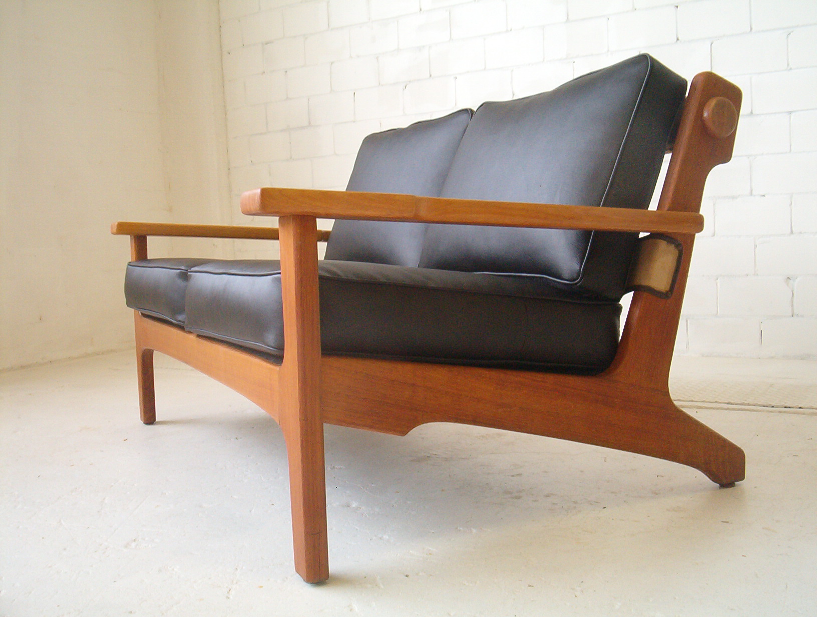 Tessa T5 1