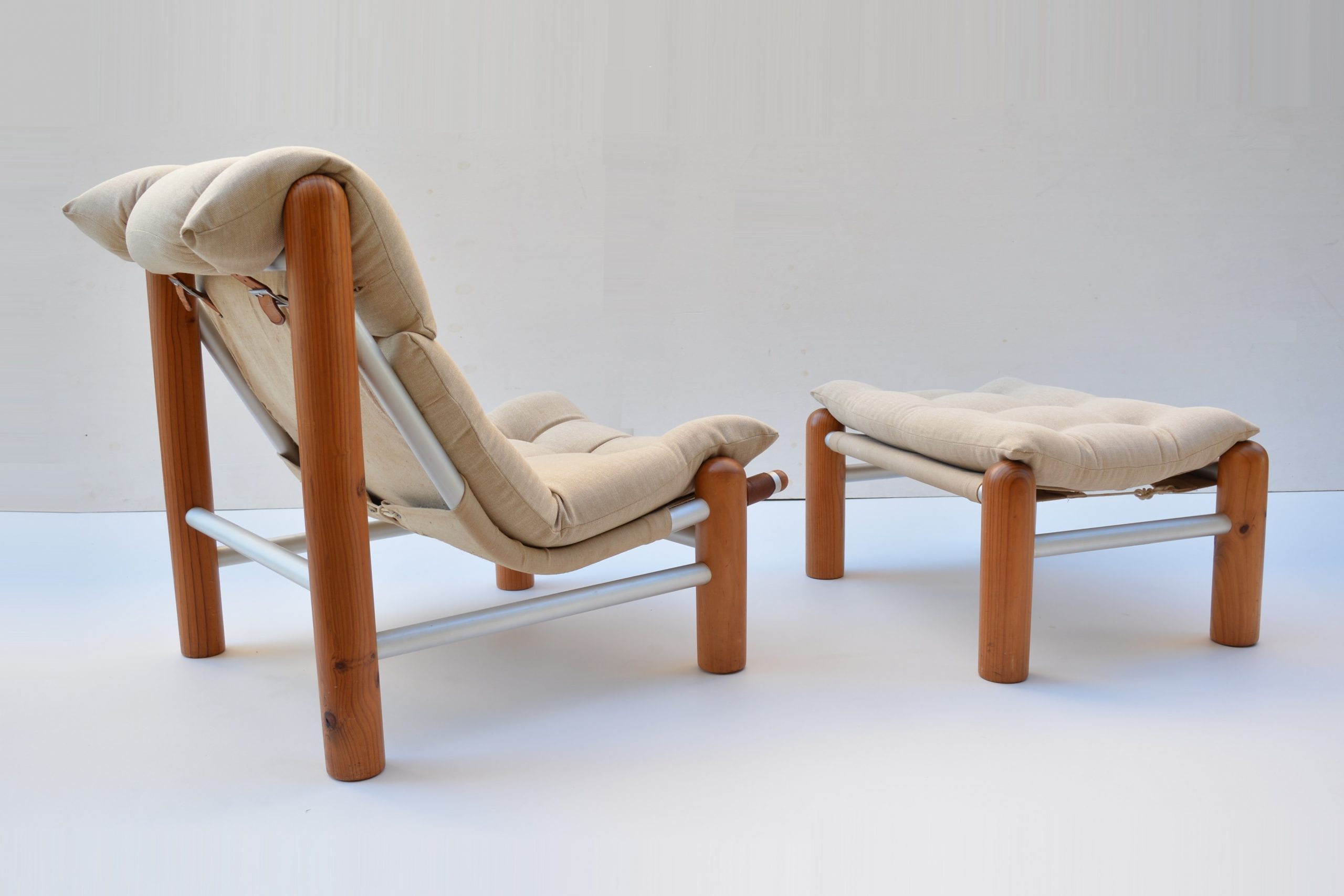robert-dunlop-campaign-squatters-chair-footstool-danish-scandinavian-designer-chair (3)