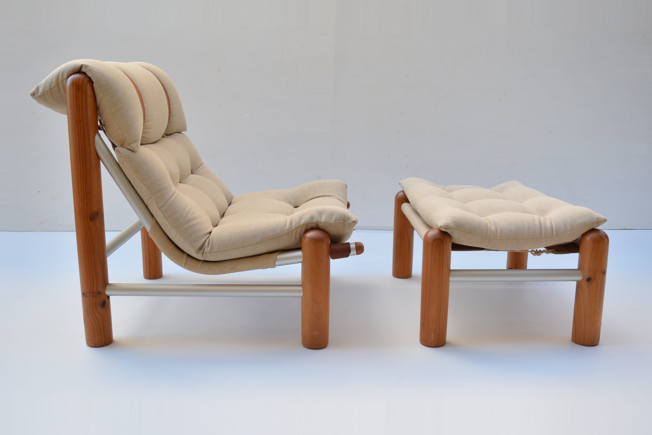 robert-dunlop-campaign-squatters-chair-footstool-danish-scandinavian-designer-chair