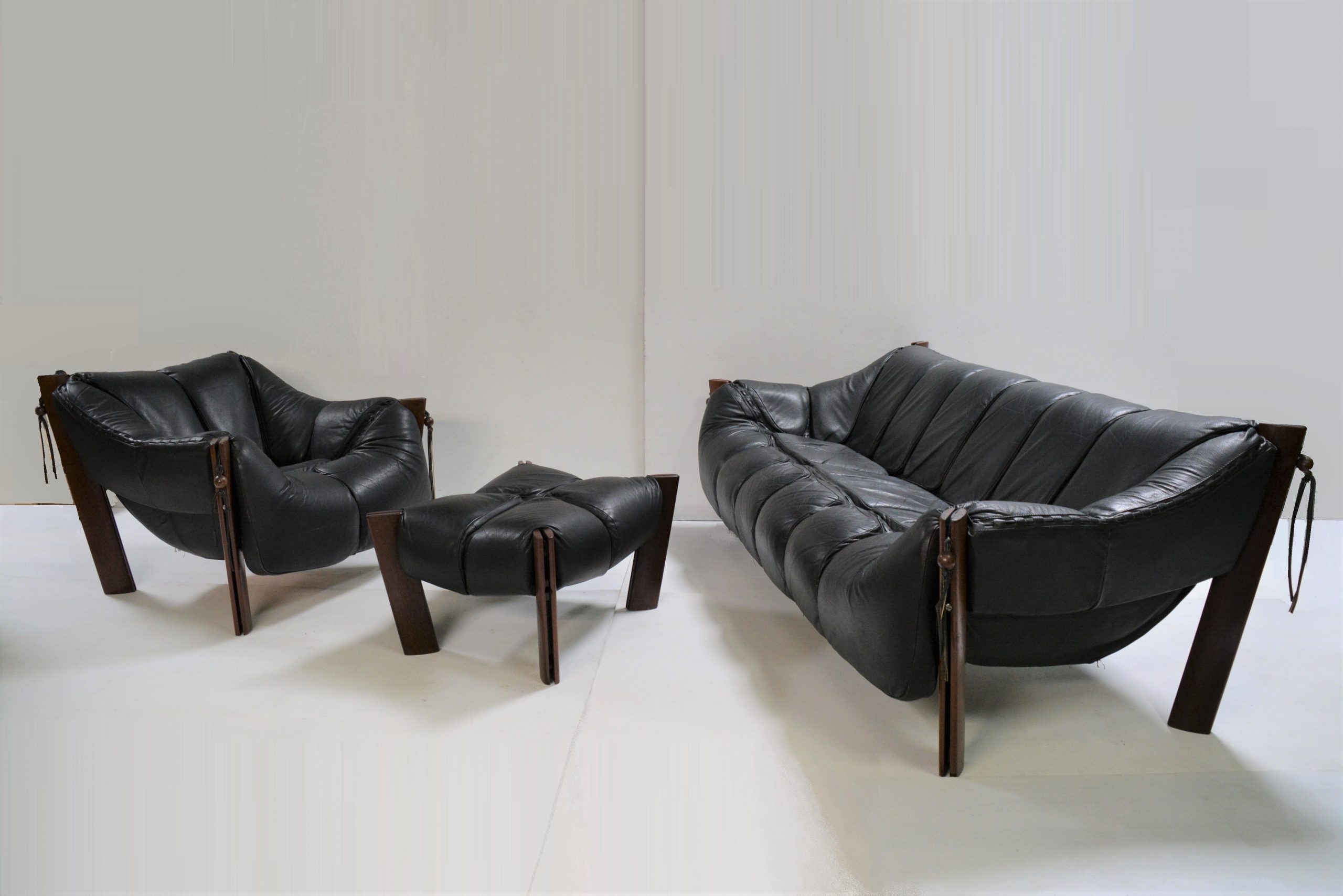 percival-lafer-vintage-leather-chairs-retro-danish-era-brazil-pallisander-rosewood-3