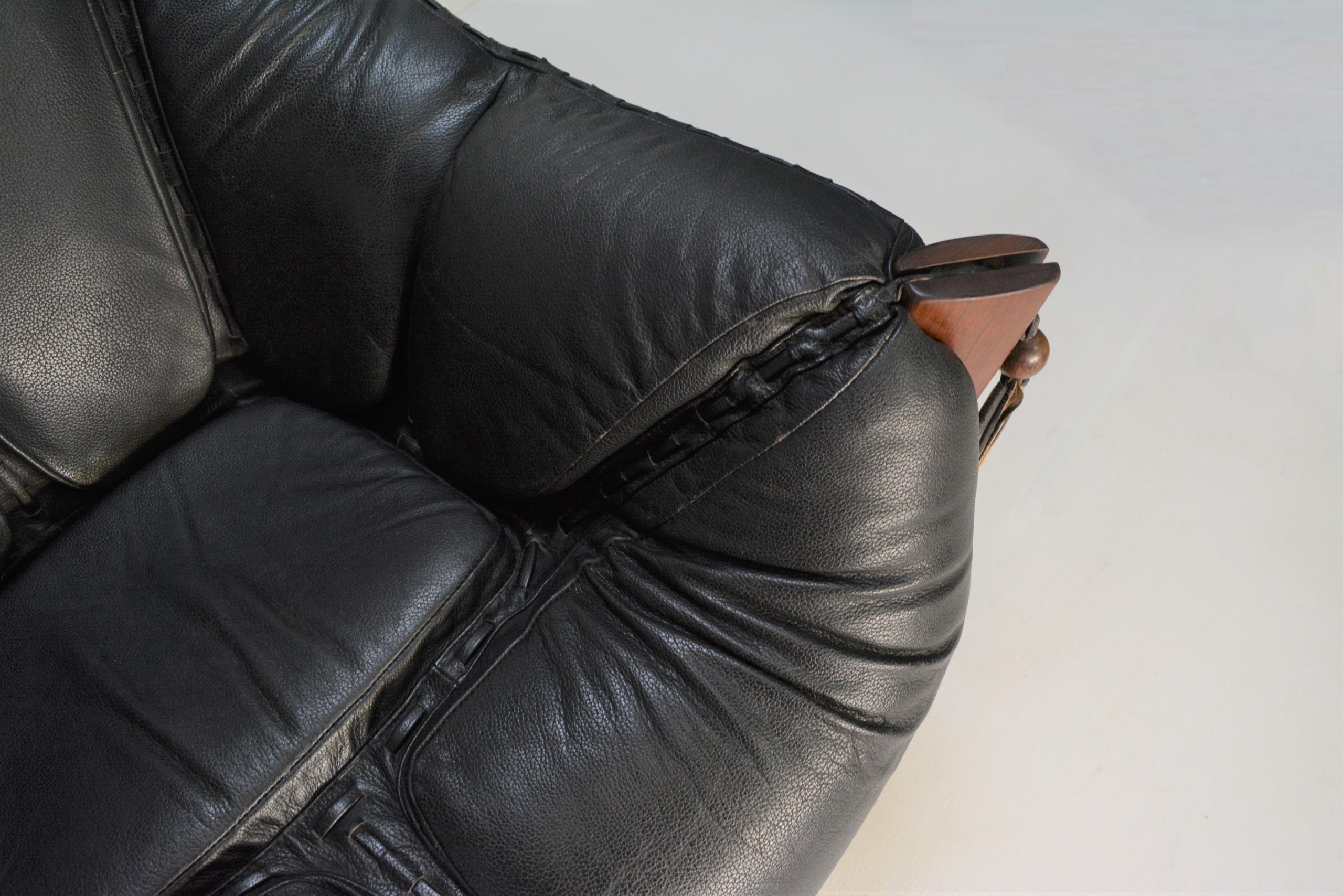 percival-lafer-vintage-leather-chairs-retro-danish-era-brazil-pallisander-rosewood-5