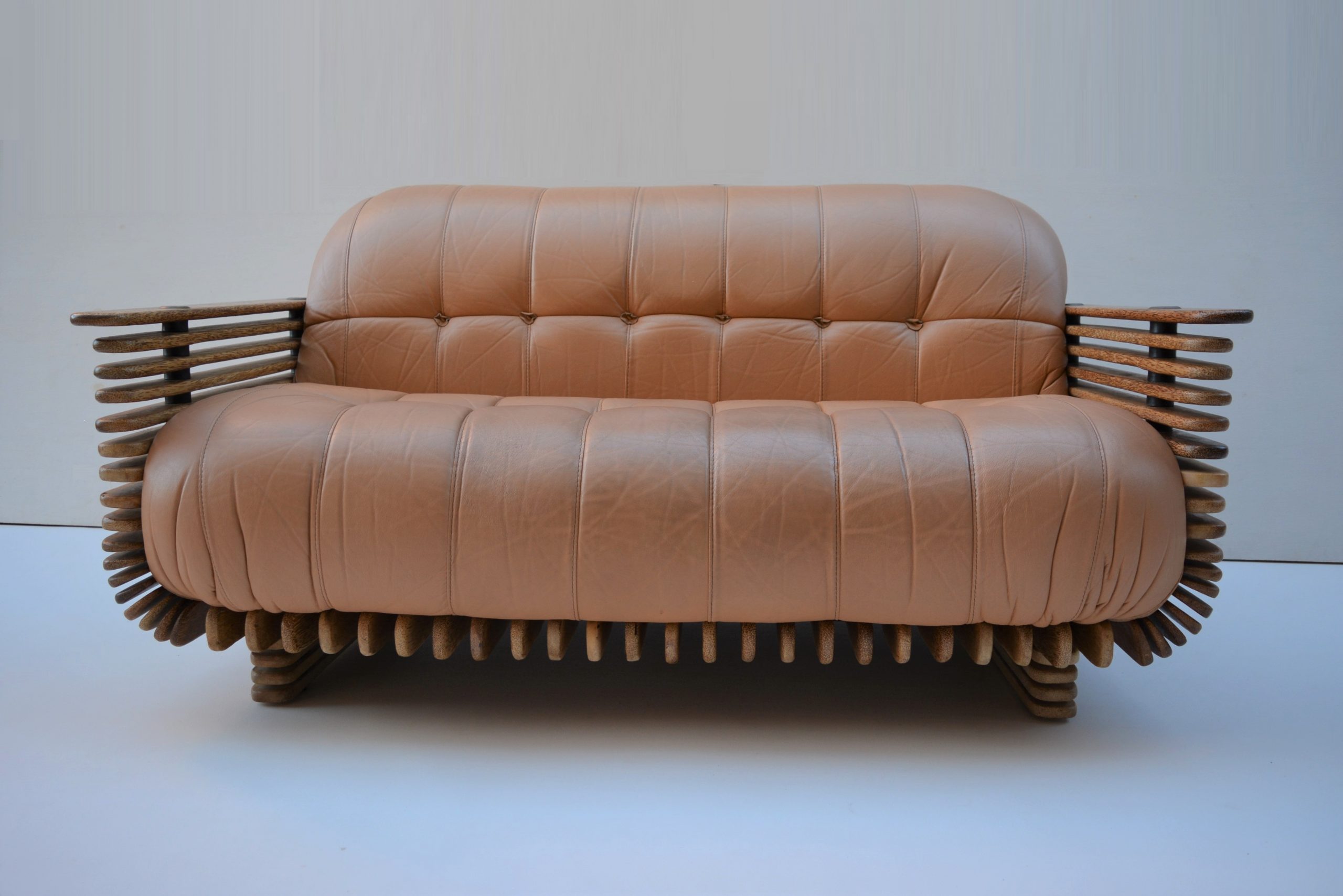 pacific-green-furniture-vintage-lounge-chairs-sofa-suite-leather-4