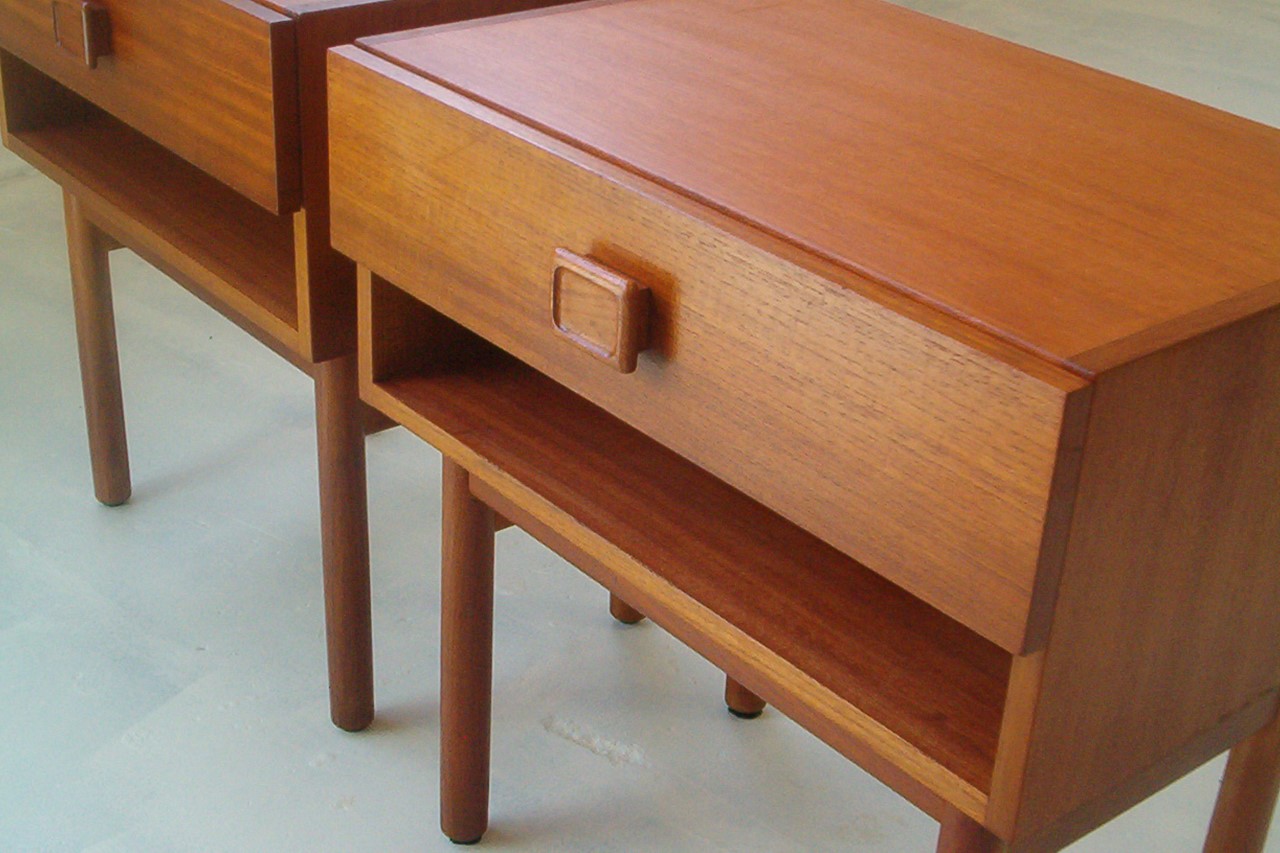 parker-bedside-cabinet-furniture-vintage-retro-table-bedroom-side-tables-pair-of