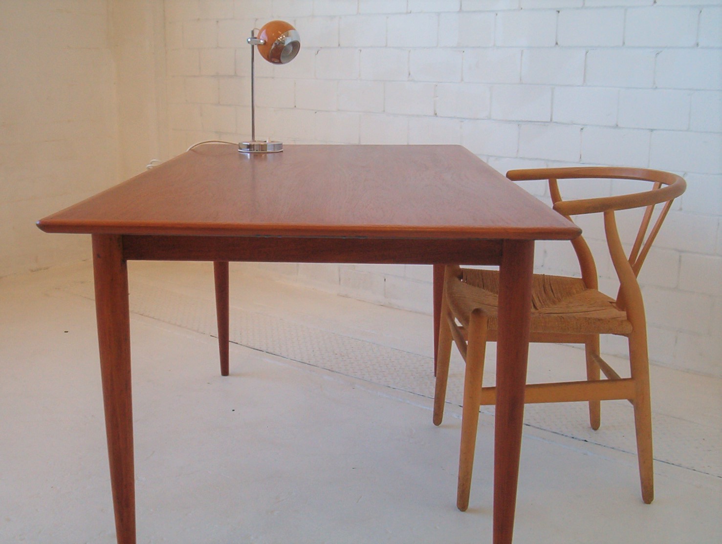 hans-wegner-wishbone-chair-chairs-vintage-danish-dining-authentic-genuine-9