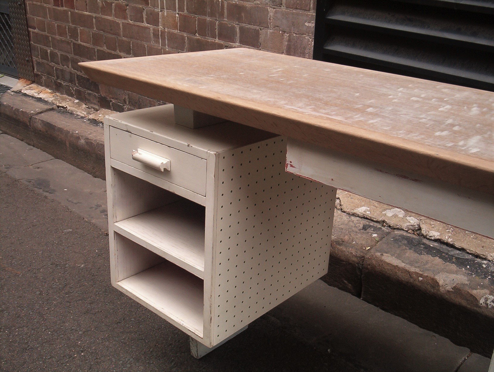 gill-and-son-architectural-desk-designer-vintage-retro-memphis-4