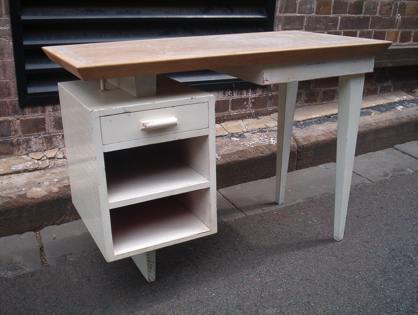 gill-and-son-architectural-desk-designer-vintage-retro-memphis-9