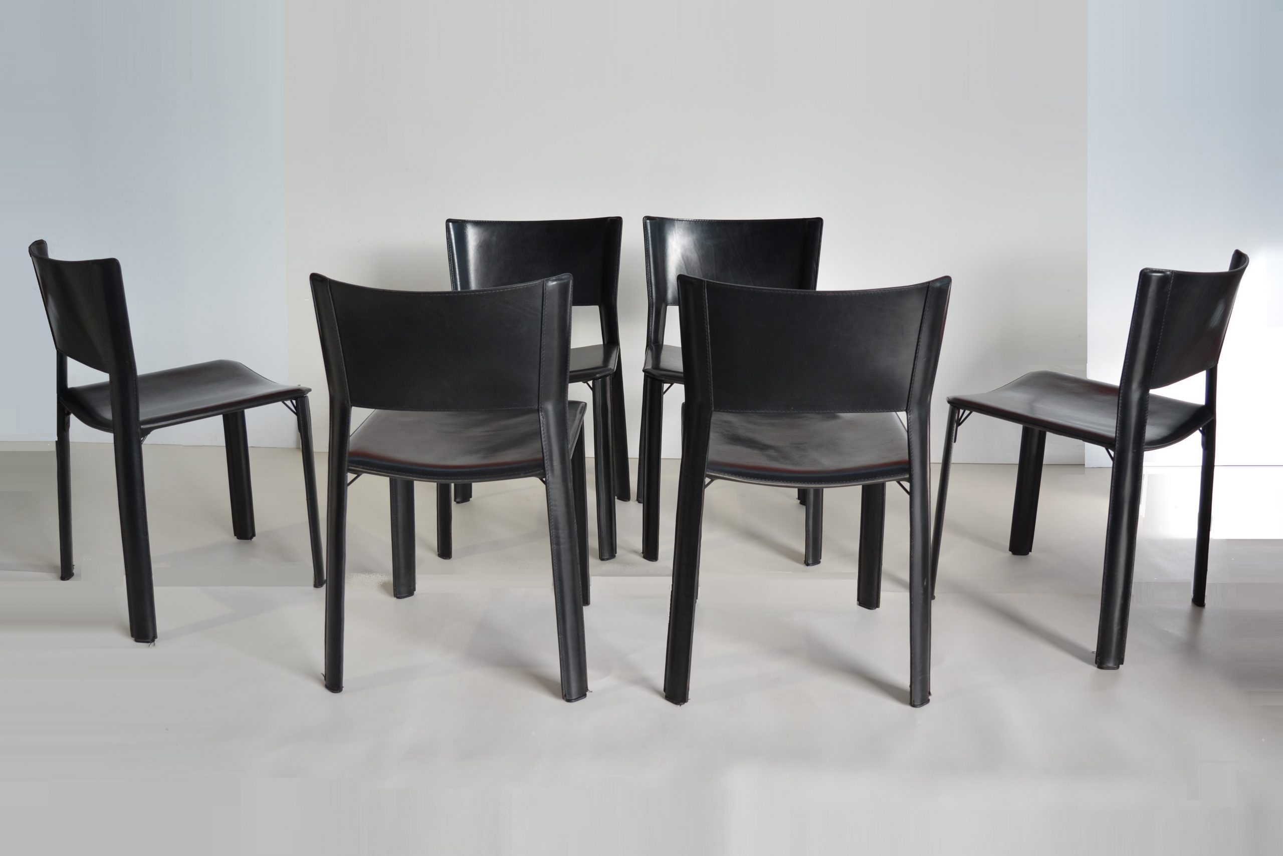6-black-saddle-leather-fasem-chairs-giancarlo-vegni-cassina-cab-chairs-era (3)