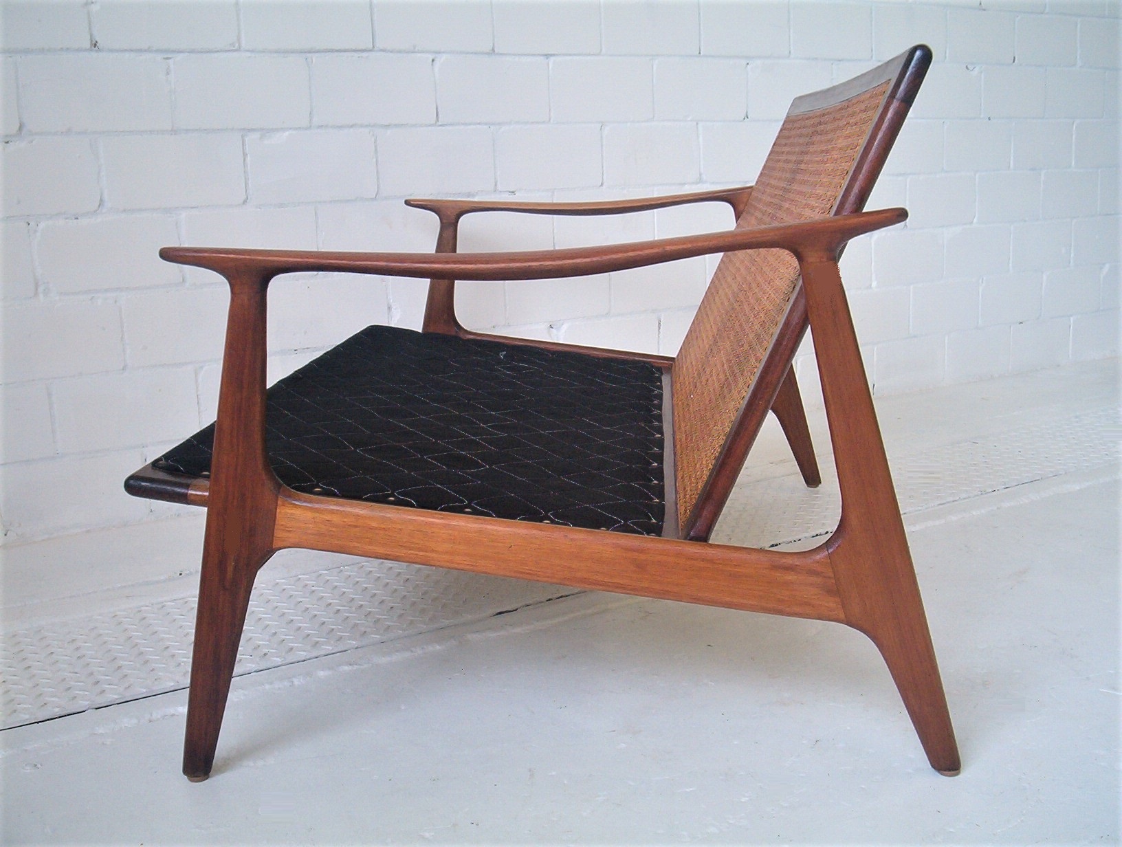 parker-furniture-2-seater-sofa-1960's-vintage-teak-sofa-danish-era (6)