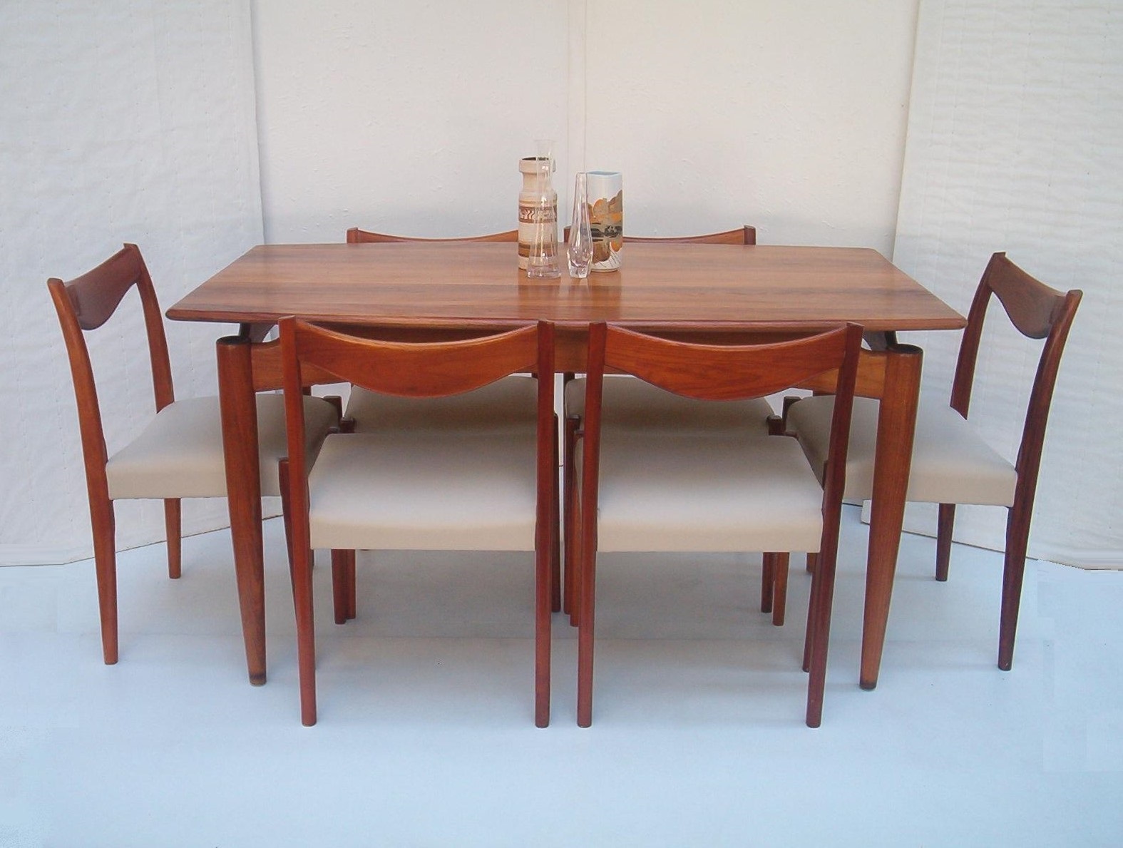 solid-timber-vintage-dining-table-parker-fler-rudowski-rosando-zoureff-era (3)