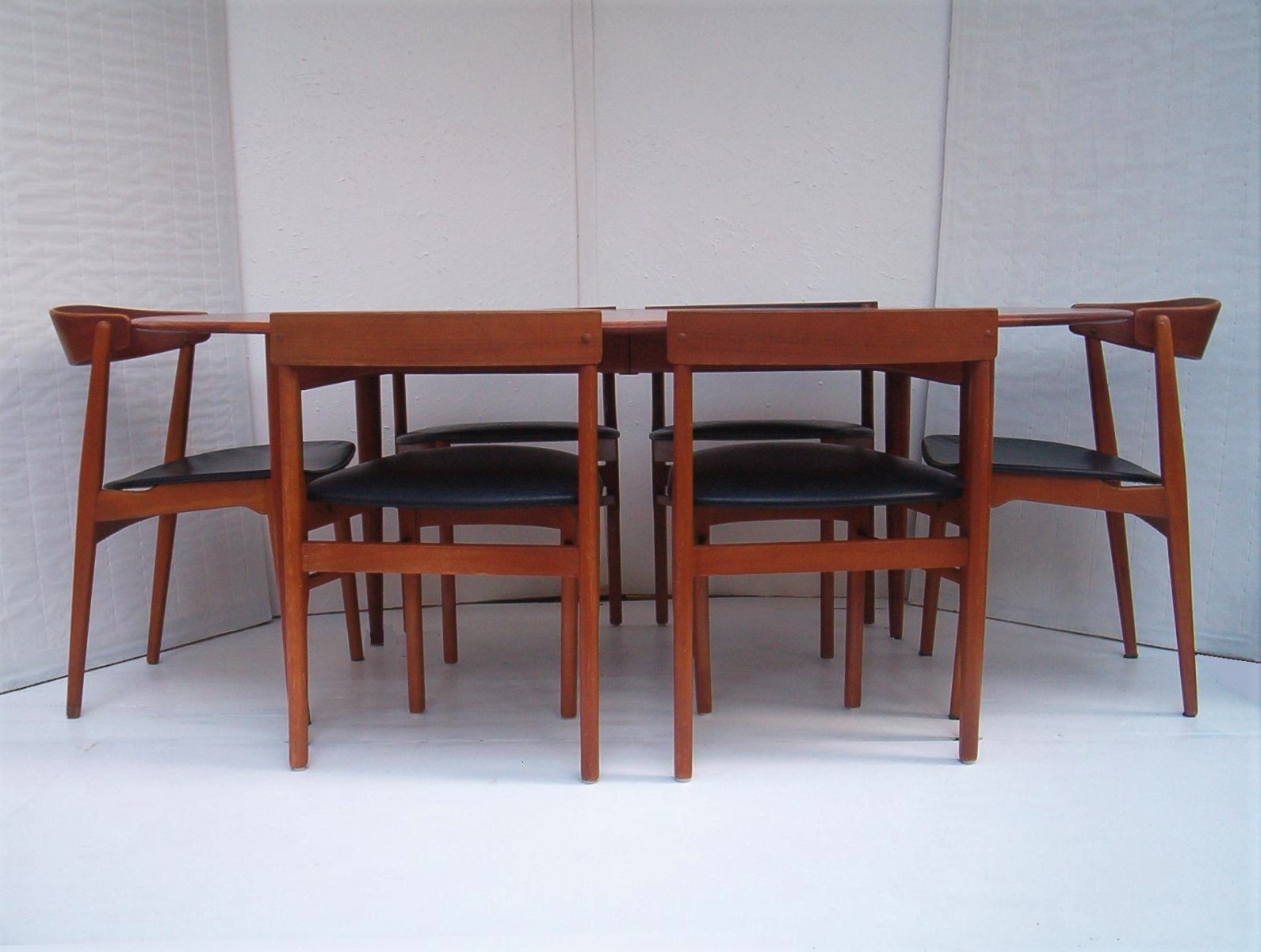 pair-kai-kristainsen-style-danish-dining-chairs-vintage-parker-fler (9)