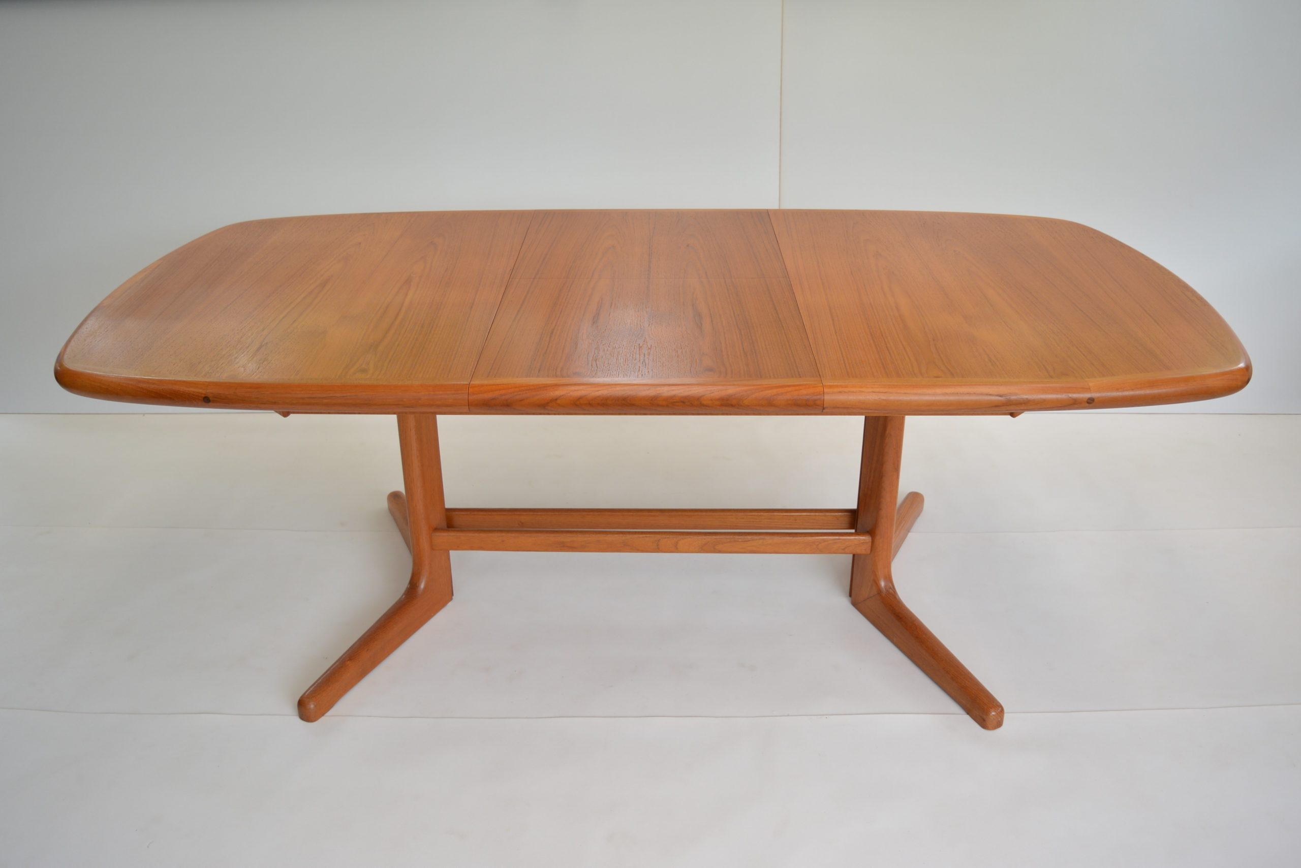 johannes-andersen-teak-dining-suite-danish-vintage-retro-chairs-table-parker-era (10)