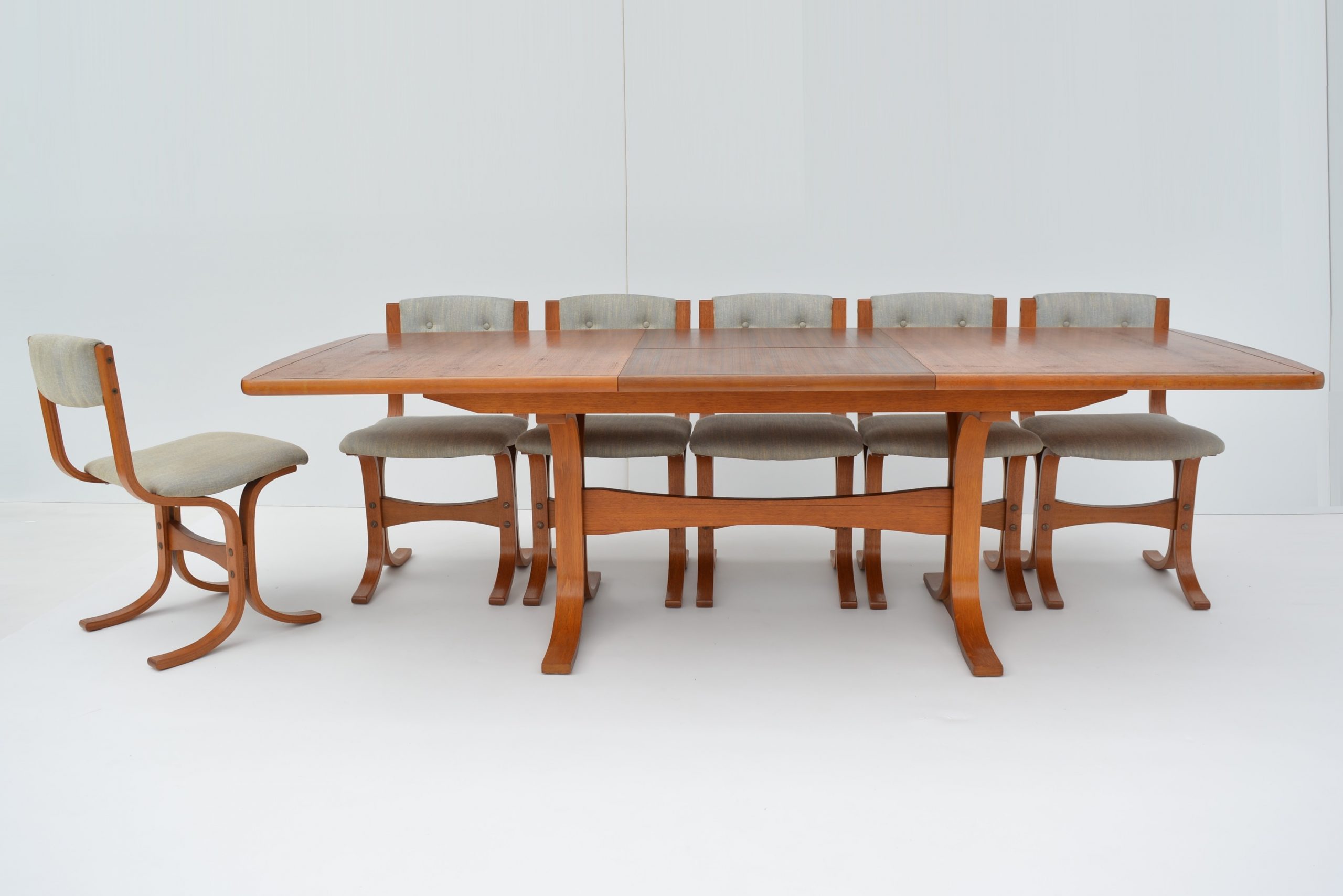 6-danish-deluxe-dining-chairs-vintage-retro-dining-suite-westnofa-era (3)