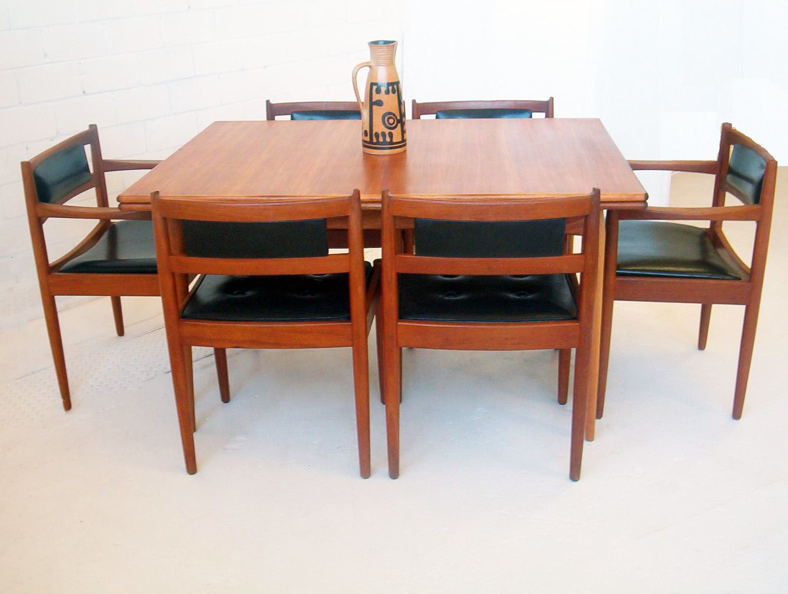 chiswell-dining-chairs-parker-fler-danish-eames-dining-suite-vintage-retro (2)
