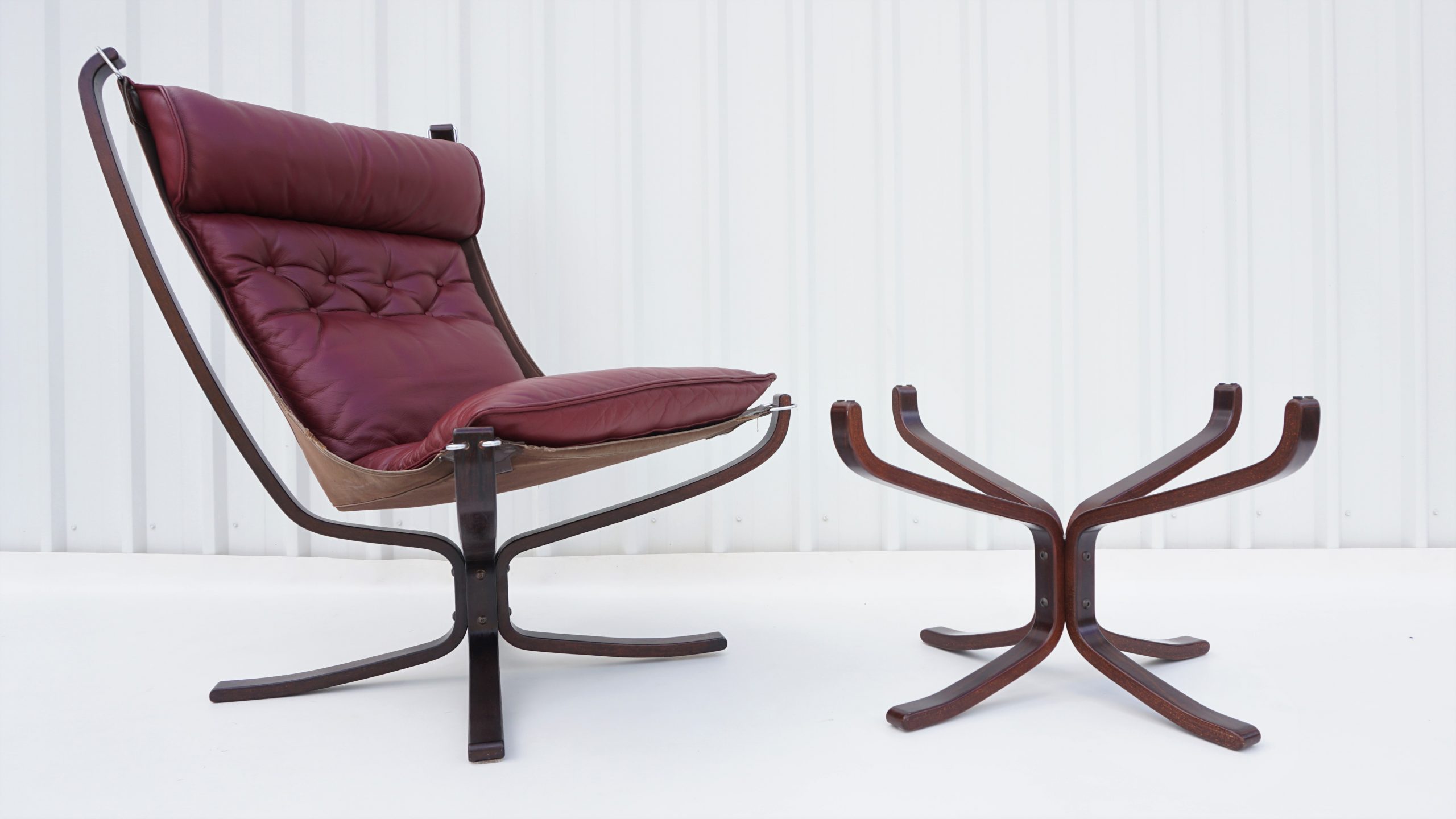 falcon-chair-vintage-leather-chair-norwegian-full-grain-leather-eames-parker-danish-era (16)