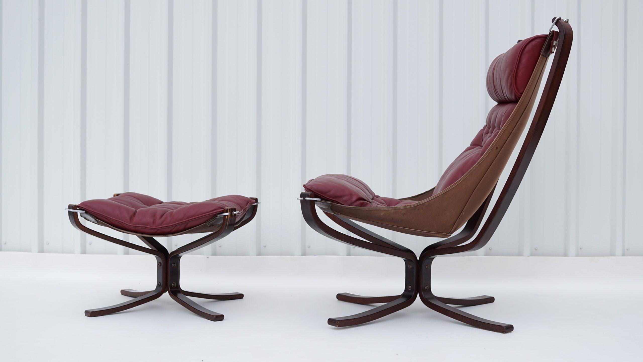 falcon-chair-vintage-leather-chair-norwegian-full-grain-leather-eames-parker-danish-era (2)