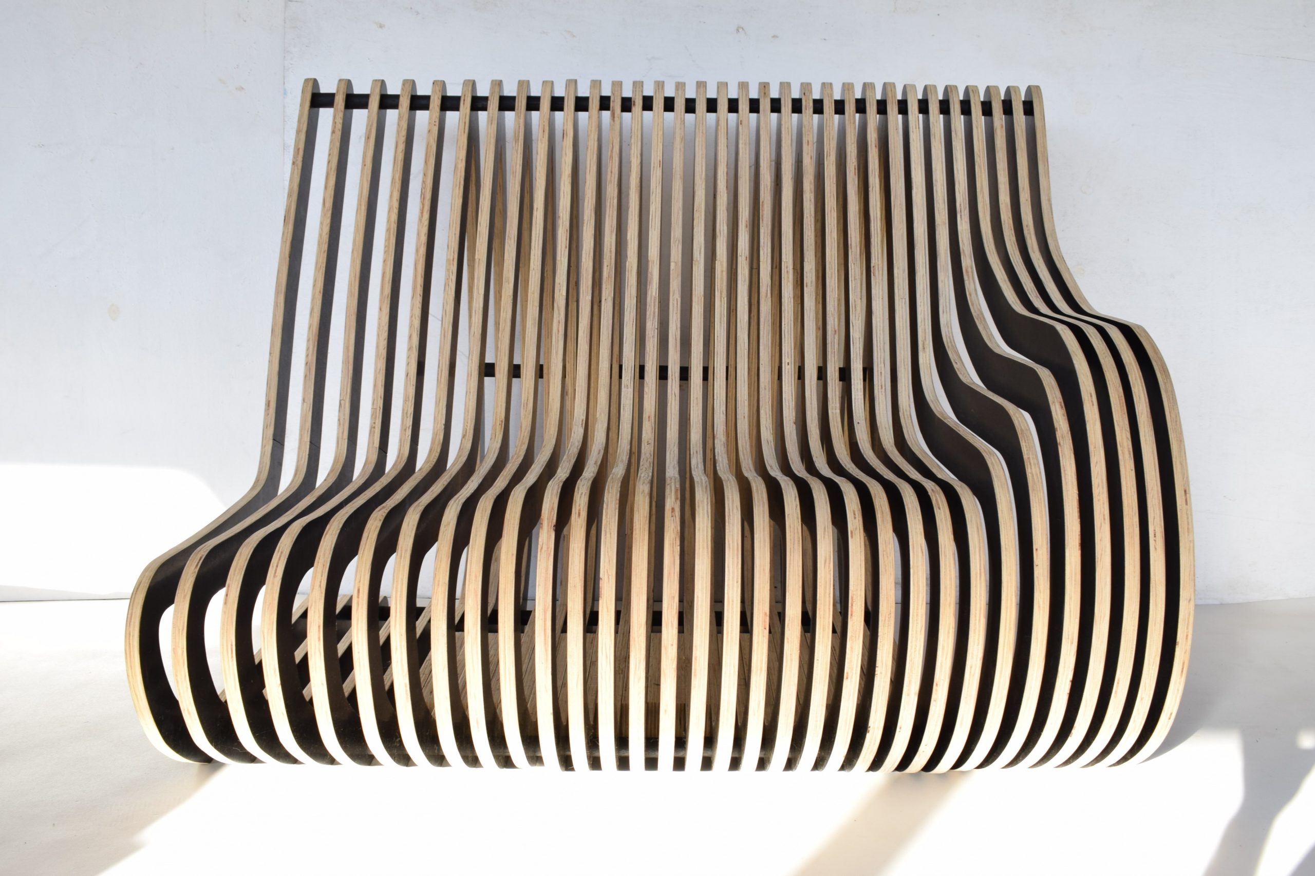 architecturally-designed-sofa-designer-lounge-couch-b-e-b-italia-artifort-pierre-paulin-era (8)