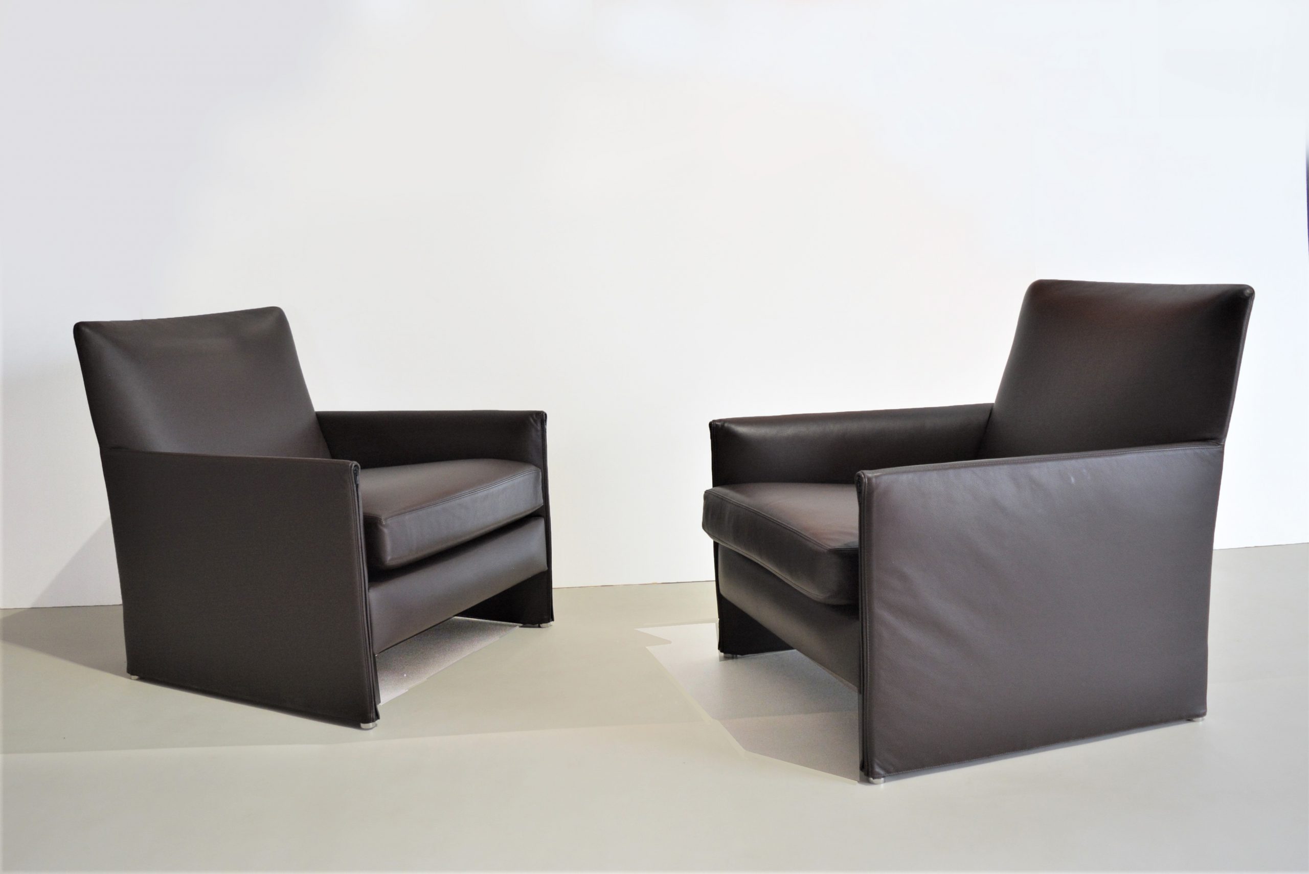 pair-minotti-chairs-designer-full-grain-leather-italian-b-b-italia-cassina-era (3)