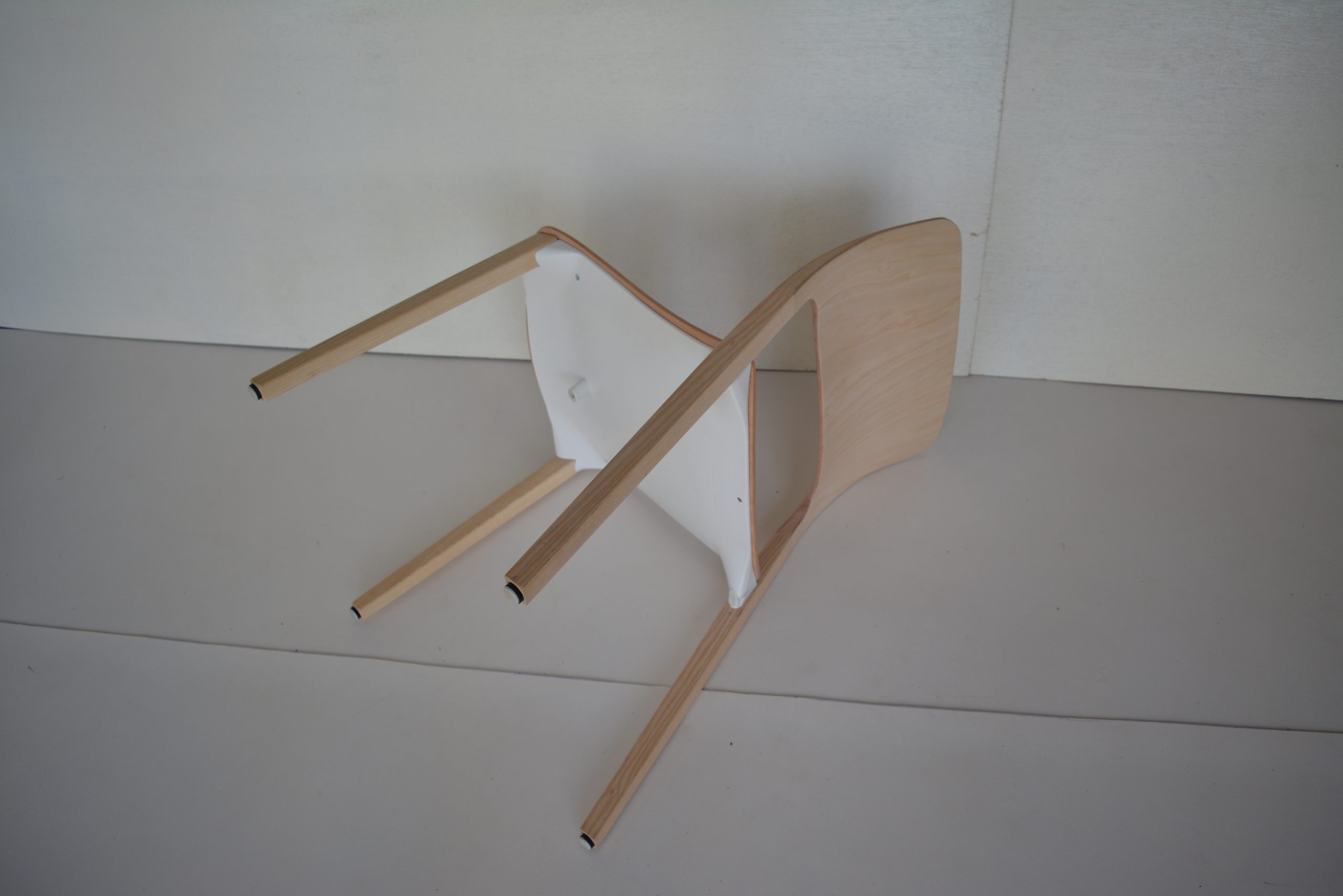 stua-laclasica-stackable-chairs-arne-jacobsen-era-modernist-designer-dining-chairs-danish-style (6)