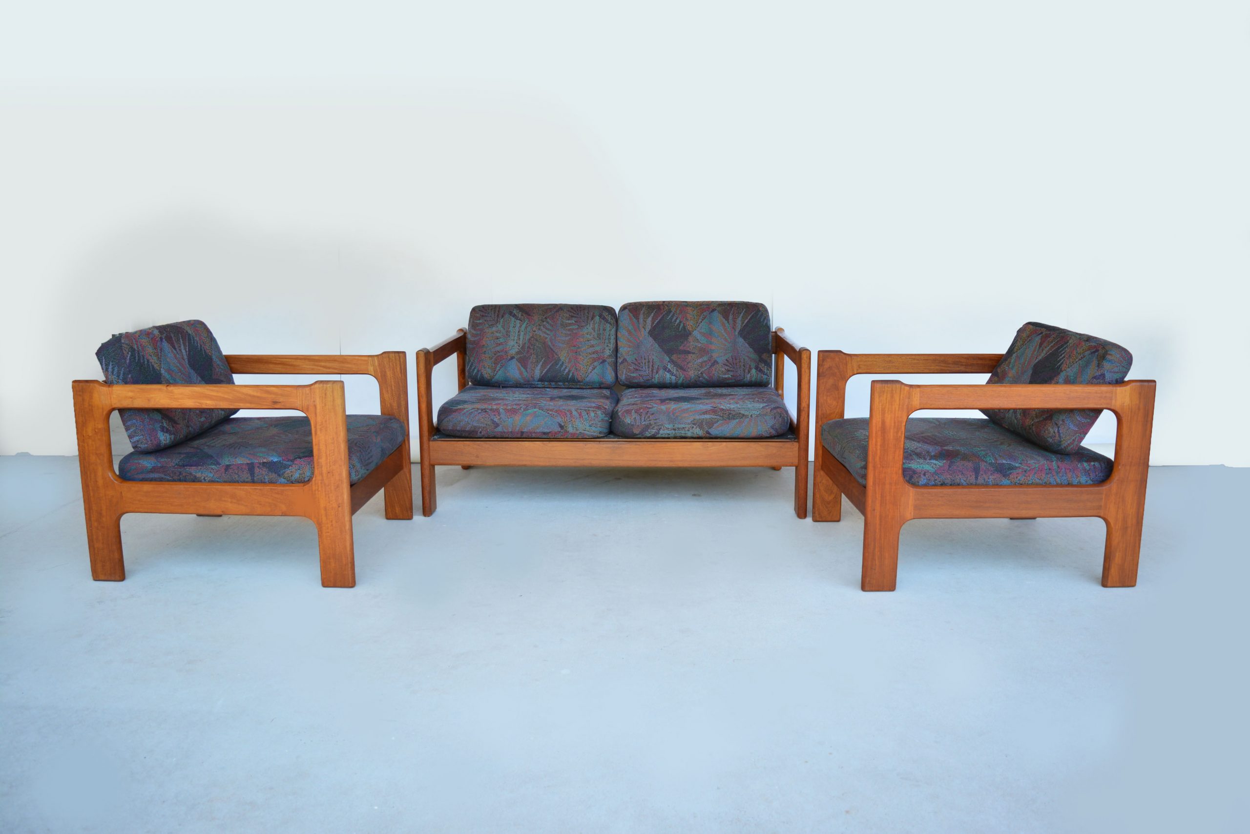 dqf-danish-quality-furniture-2-seater-lounge-sofas-suite-vintage-parker-era (10)