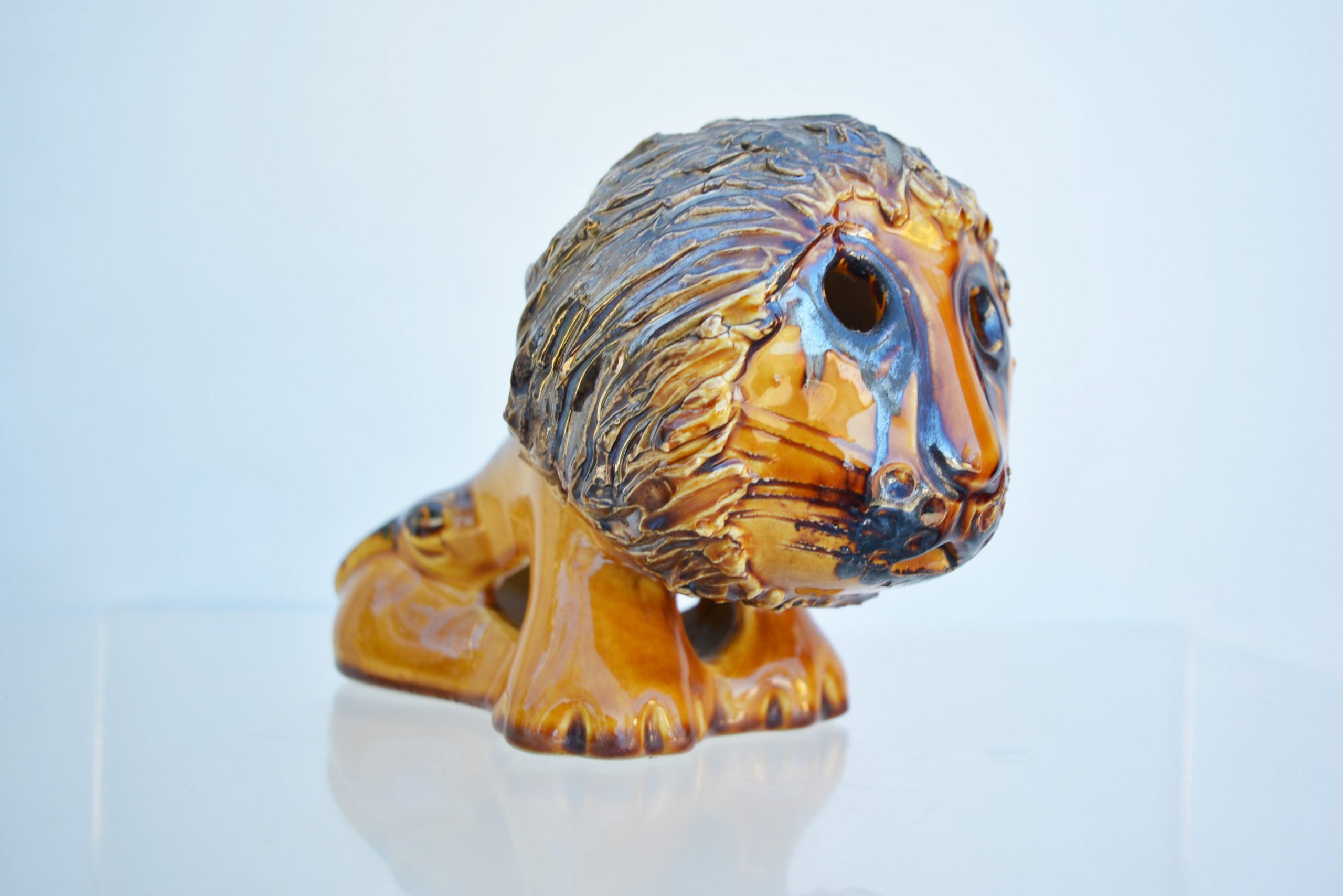 ellis-pottery-lion-vintage-creamic-lion-australian-art-sculpture