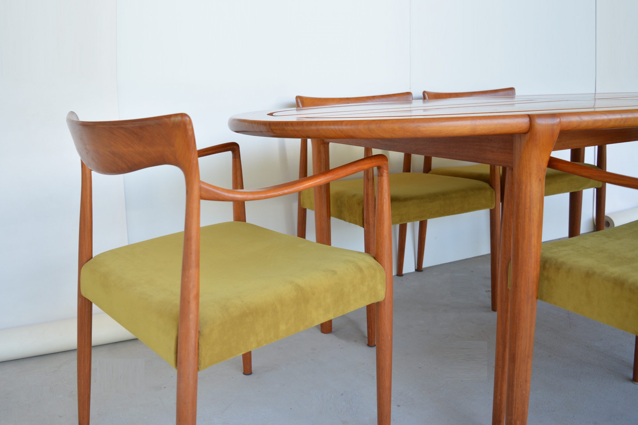 dqf-danish-quality-furniture-chairs-armchairs-dining-suite-vintage-parker-era (2)