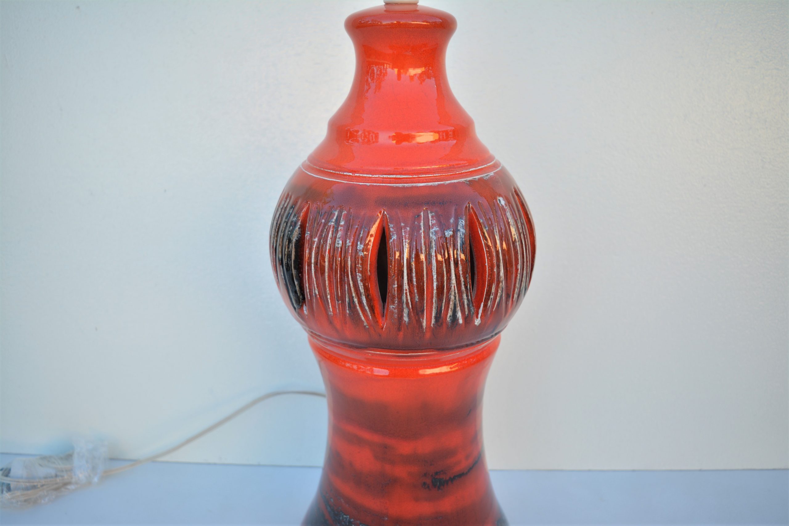 ellis-vintage-pottery-ceramic-lamp-bitossi-era-1960s-australian-hand-made-crafted-in-australia (3)