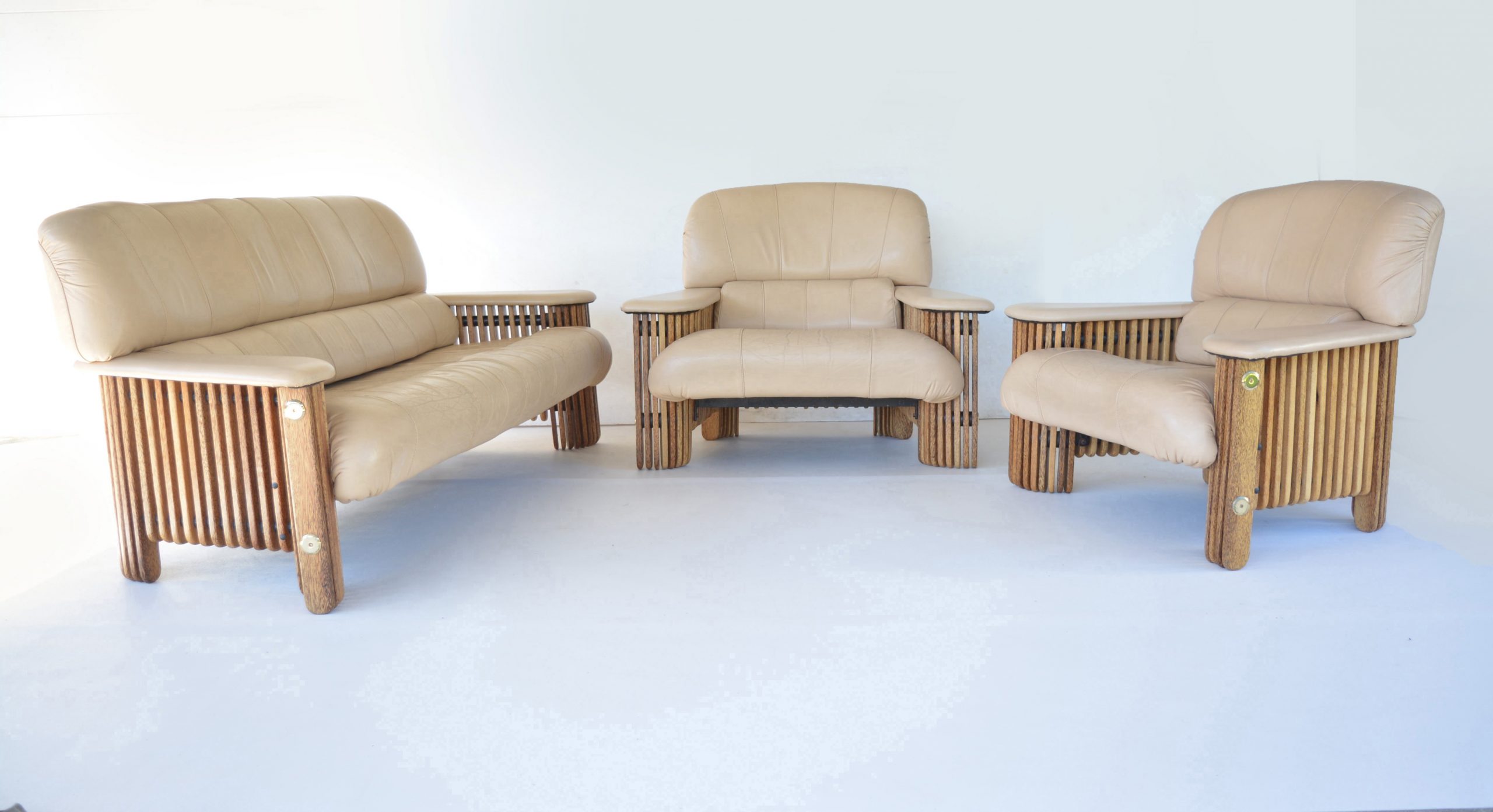 pacific-green-leather-lounge-suite-sofa-chairs-vintage-retro-designer-australian-furniture-b-b-italia-era (4)