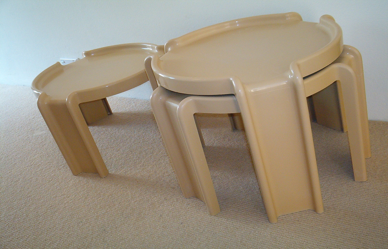 kartell-nest-3-stacking-side-tables-vintage-retro-made-in-australia (3) - Copy