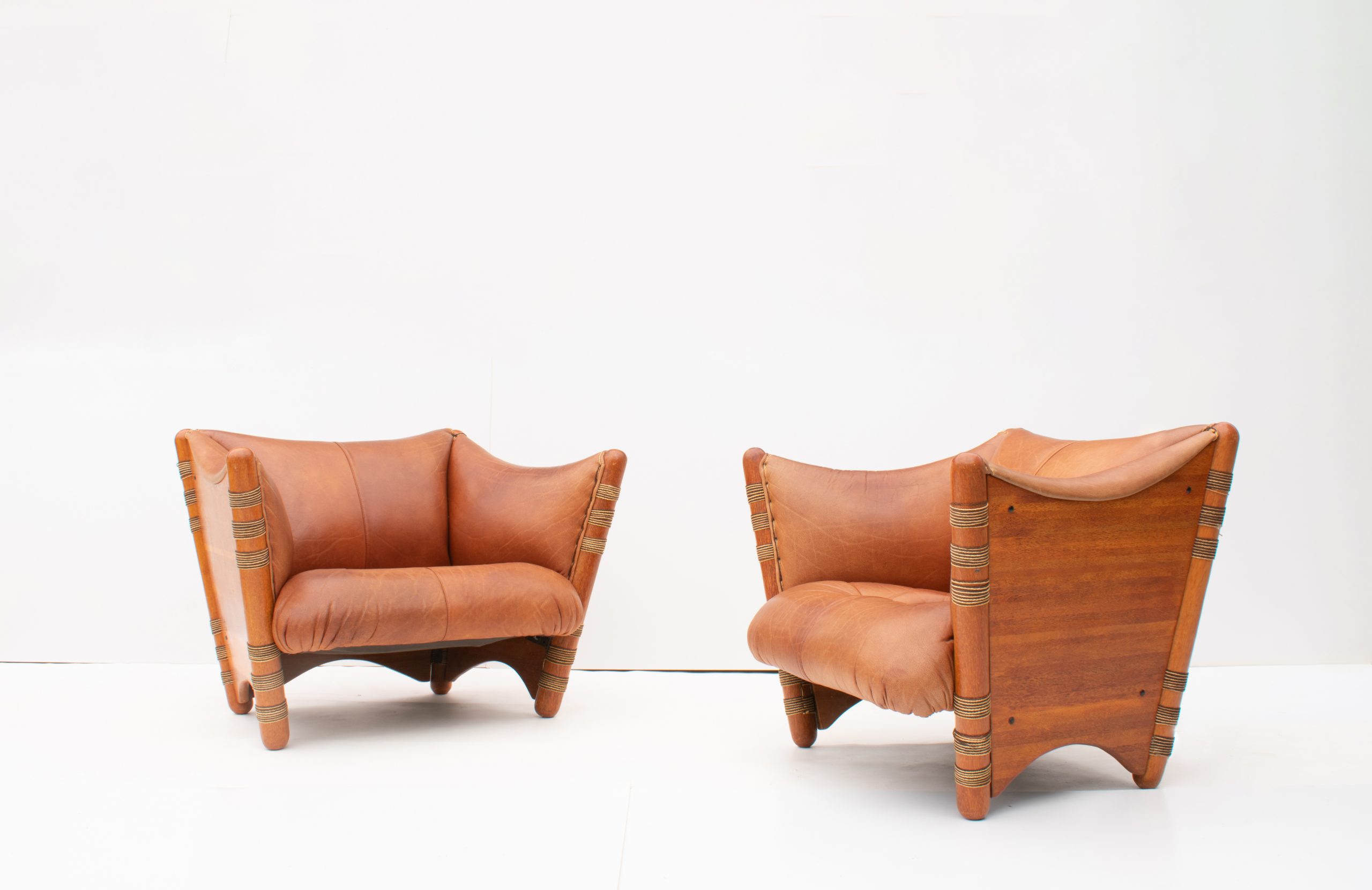 2-pacific-green-leather-couch-sofa-vintage-cayenne-australian-designer-tribal-b-b-italia-hand-crafted-furniture-era (1.2)