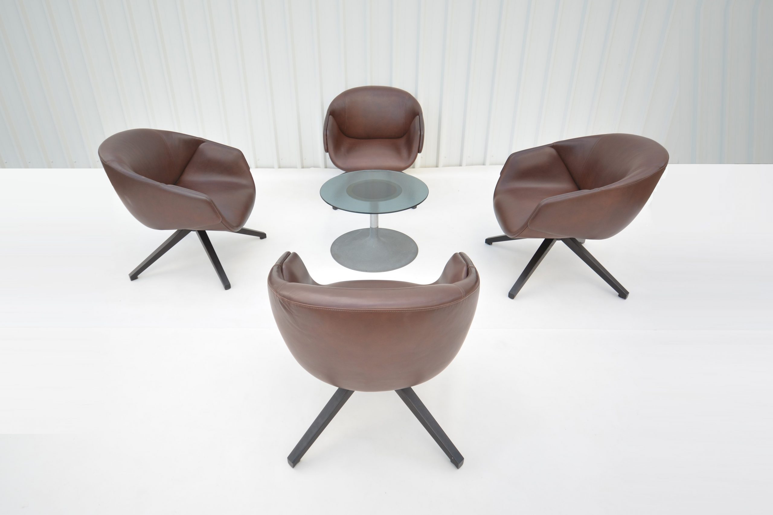 leather-anita-chairs-SP01-SPACE-Furniture-Swan-Chairs-Designer-originals-Italy-B-B-Italia-Danish-era (4)