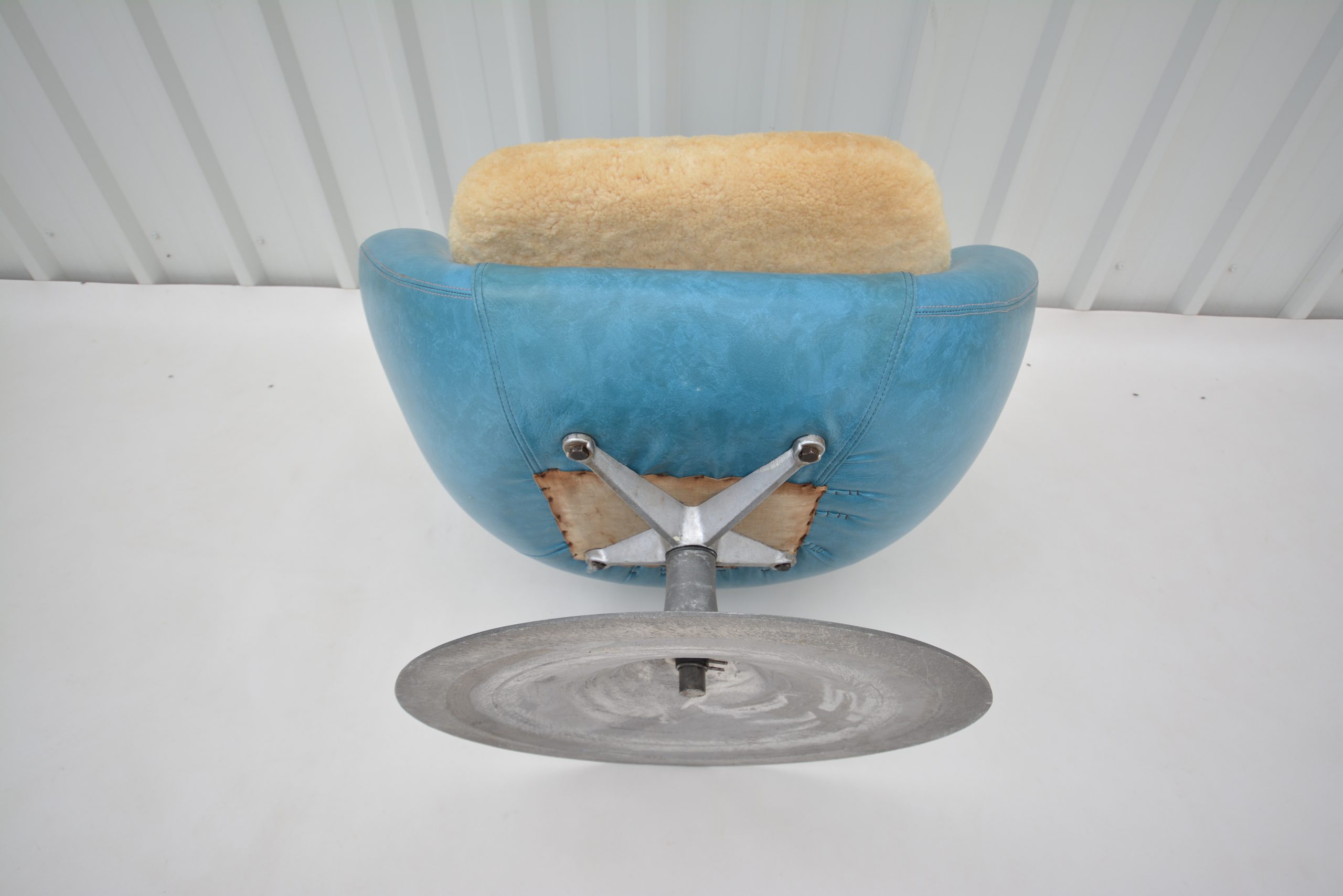 overman-designer-retro-pod-chairs-swivel-fler-eero-aarnio-b-b-italia-era-vintage-armchairs-eames-danish-sweden (15)