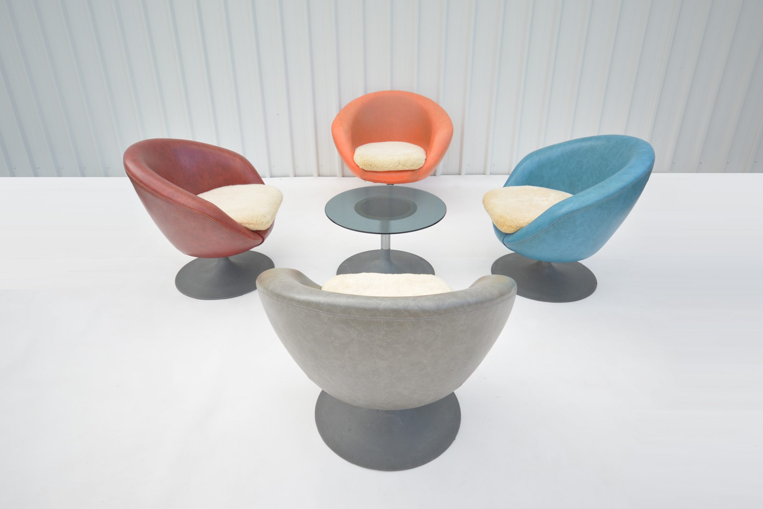 overman-designer-retro-pod-chairs-swivel-fler-eero-aarnio-b-b-italia-era-vintage-armchairs-eames-danish-sweden (2)