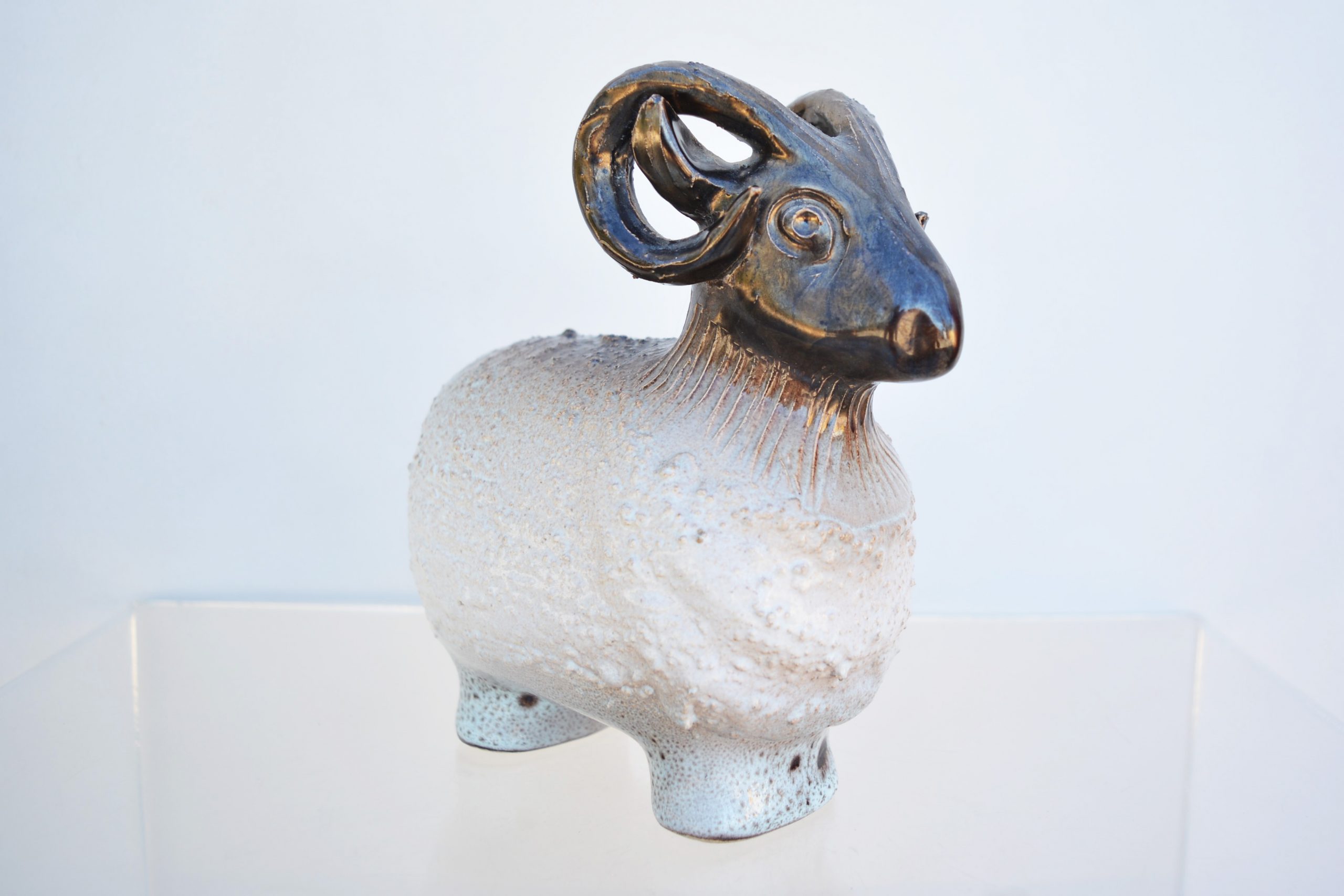 ellis-textured-ram-sheep-vintage-retro-ceramic-pottery-bitossi-1960s-era (2)