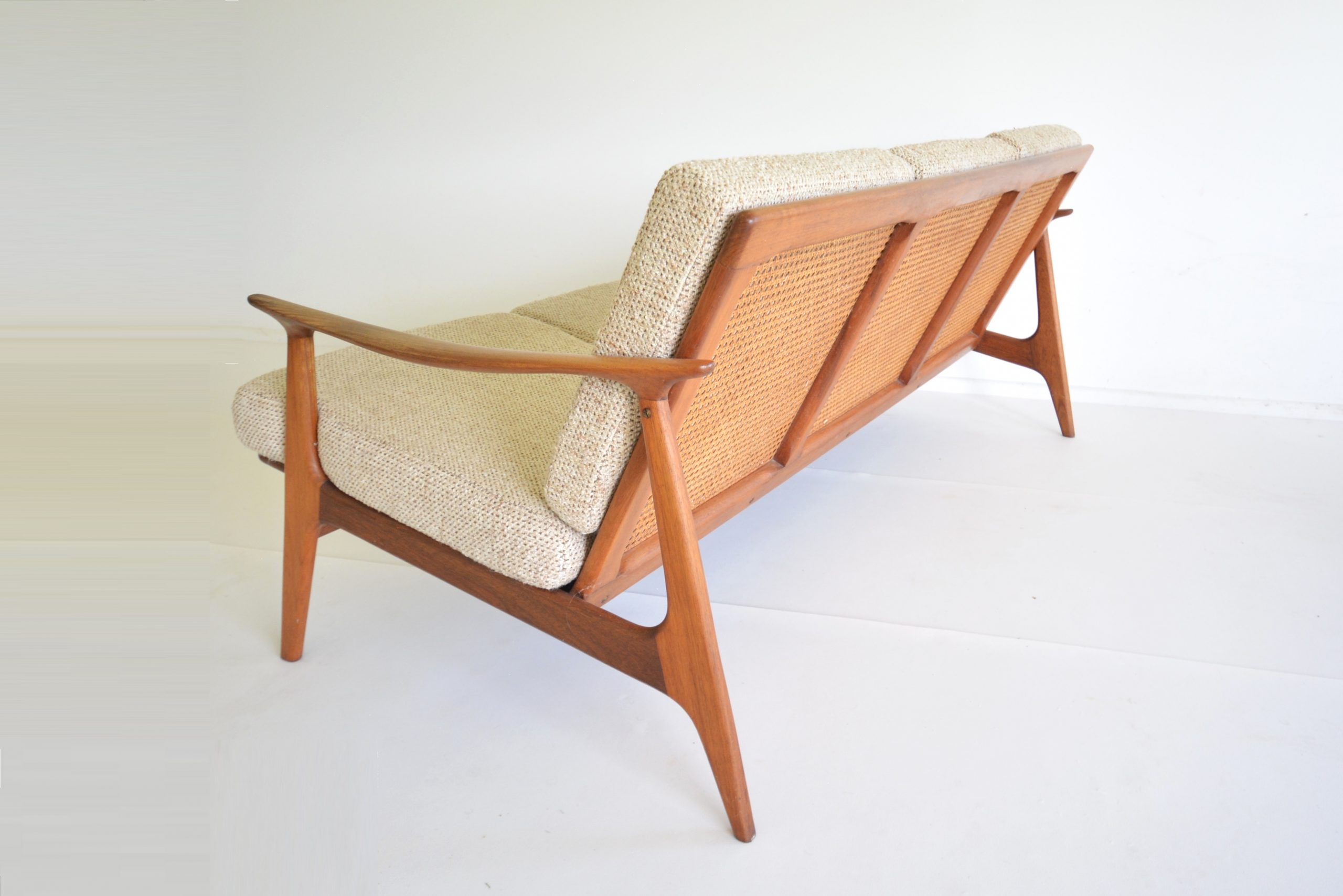 parker-1960's-sofa-rattan-back-vintage-danish-finn-juhl-era-retro-lounge-suite-mid-century-modern (12)