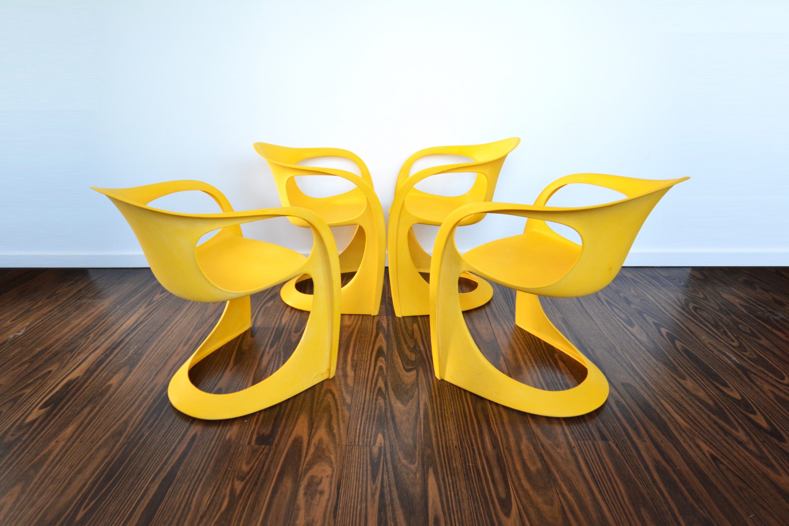 4-casala-casalino-fibreglass-winton-plastics-outdoor-retro-chairs-vintage-outdoor-furniture-designer-chairs-australian (4)