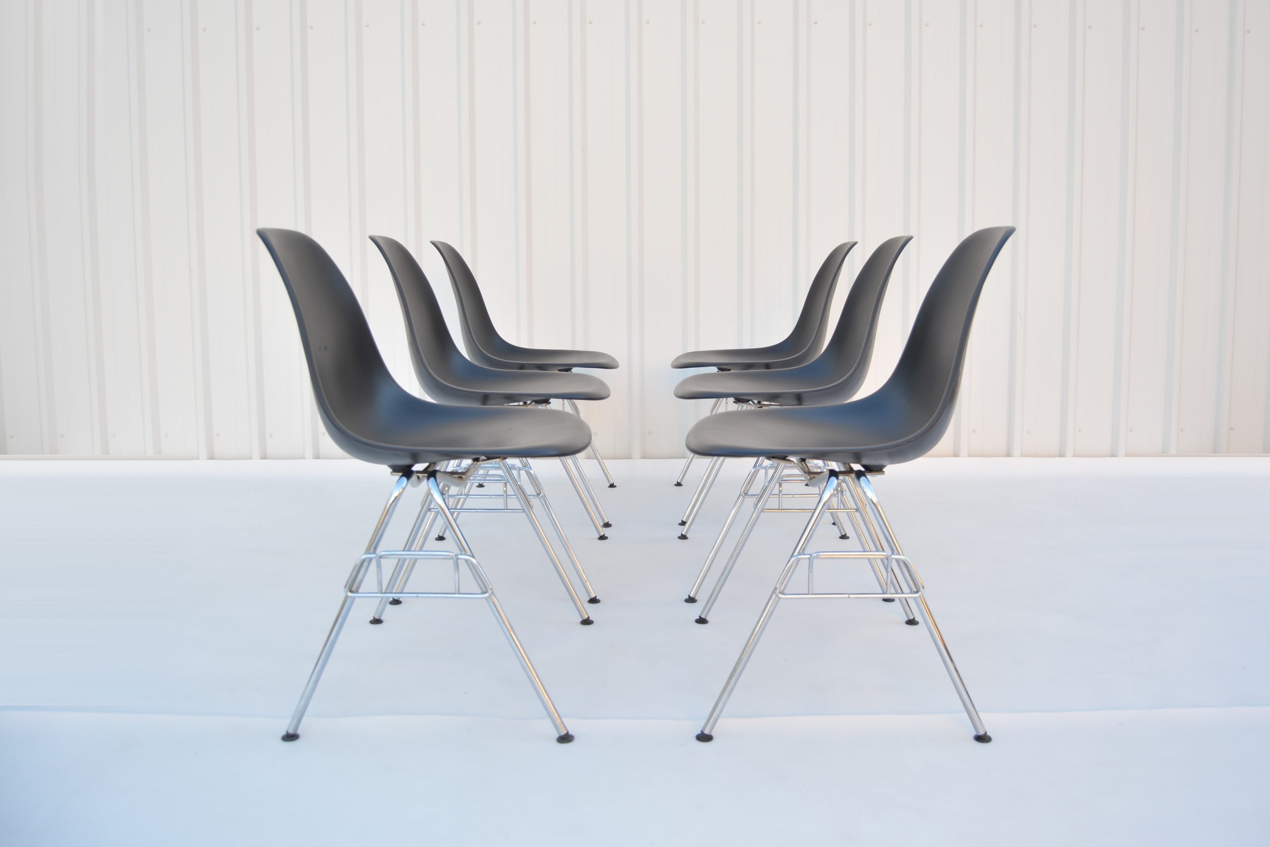 eames-vitra-germany-vintage-plastic-stackable-chairs-dining-suite-designer-furniture-brisbane (3)
