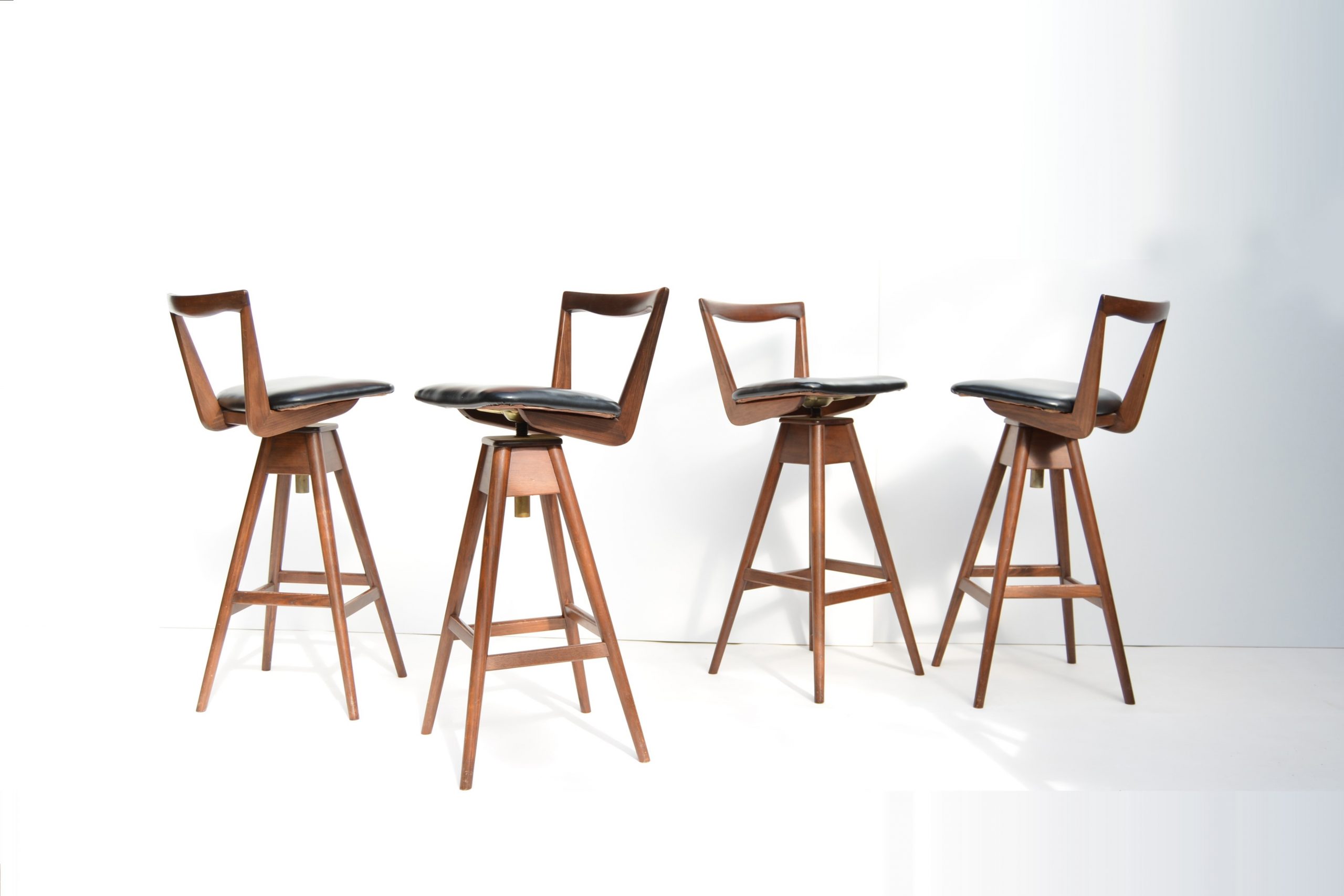 4 TH Brown And Sons Swivel Bar Stools Vintage Retro Chairs Labels 1960s Australian Furniture Parker Danish Era