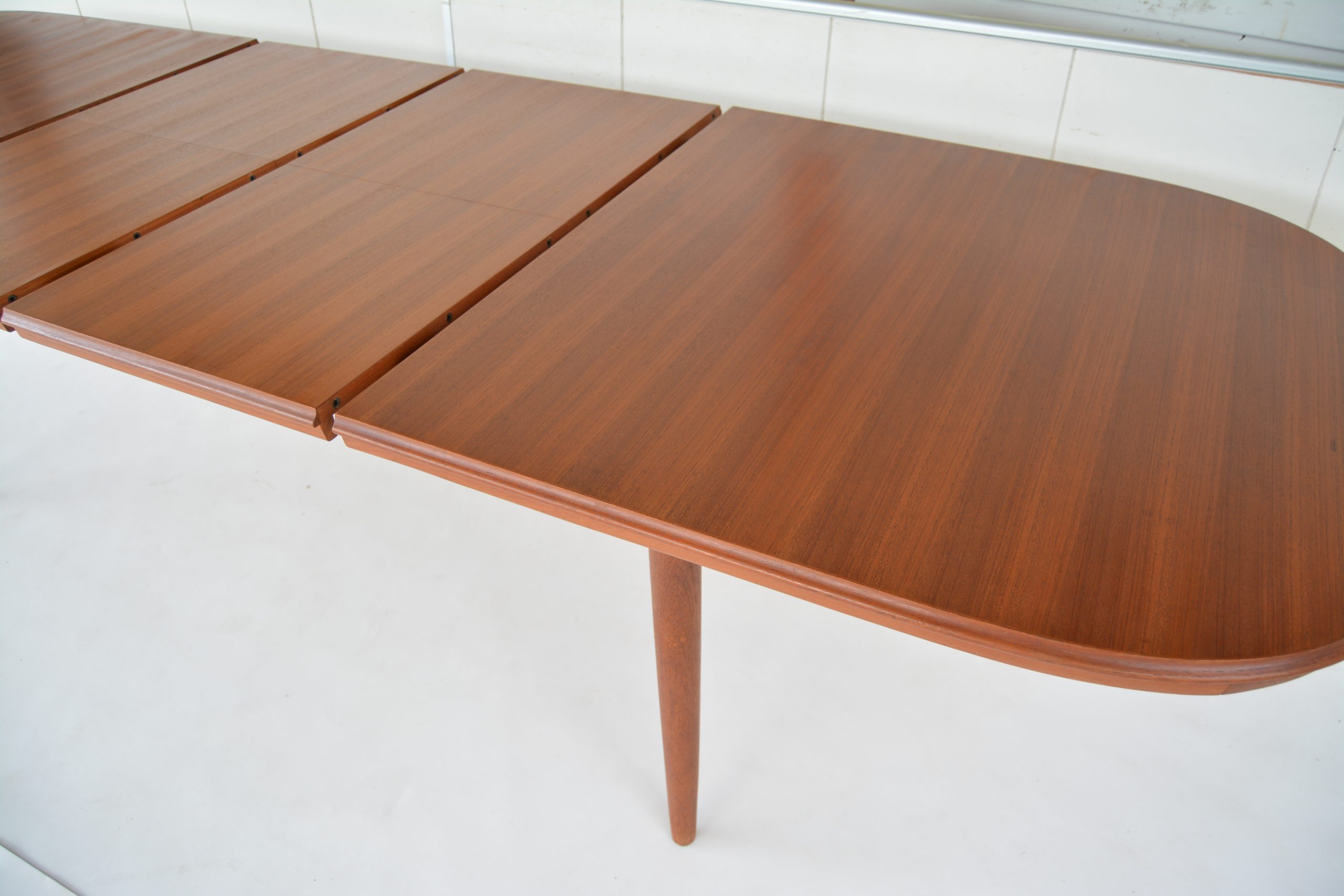 mid-century-modern-extension-dining-table-parker-chiswell-era-vintage-retro-extension-extends-to-3-metre (11)