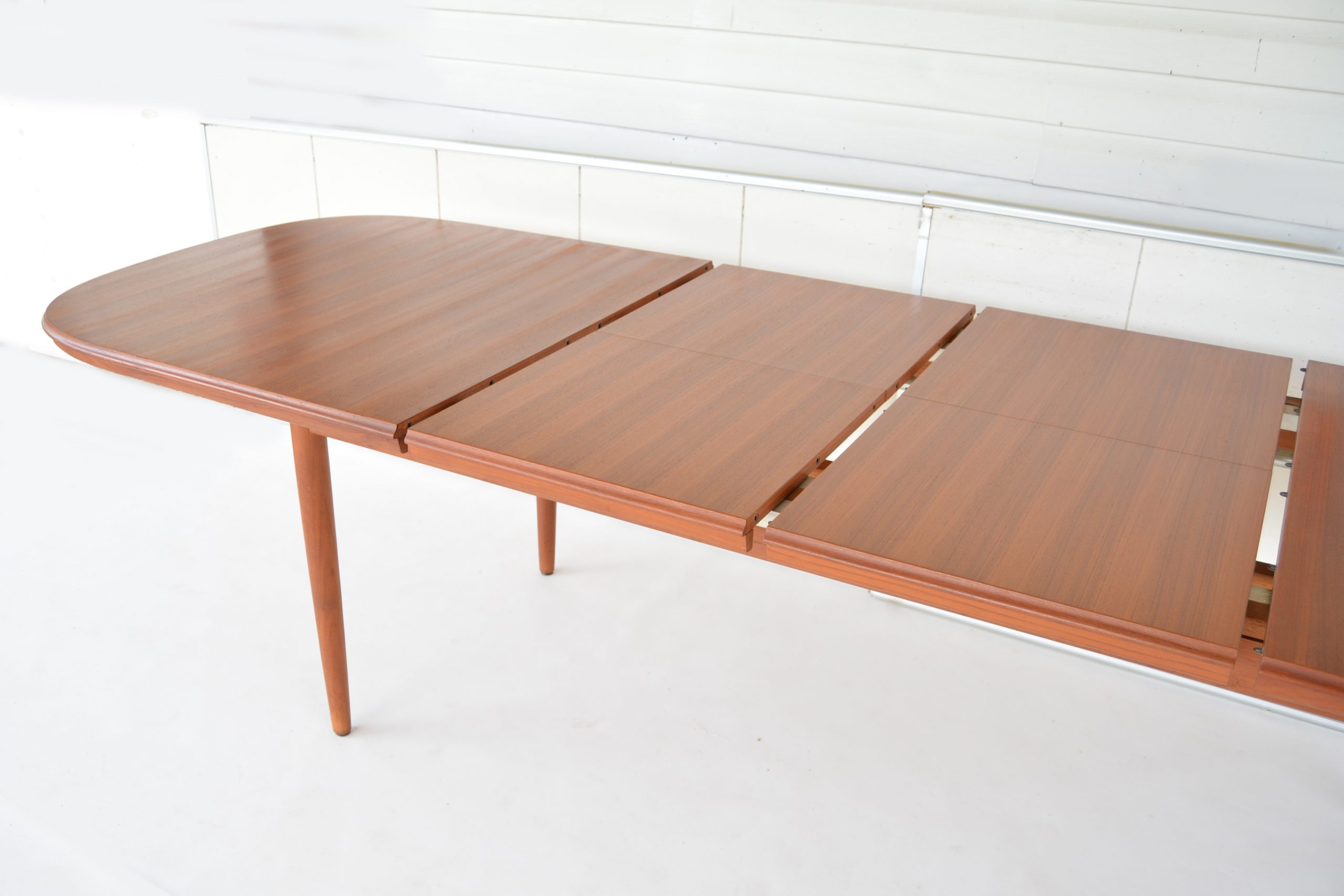 mid-century-modern-extension-dining-table-parker-chiswell-era-vintage-retro-extension-extends-to-3-metre (8)