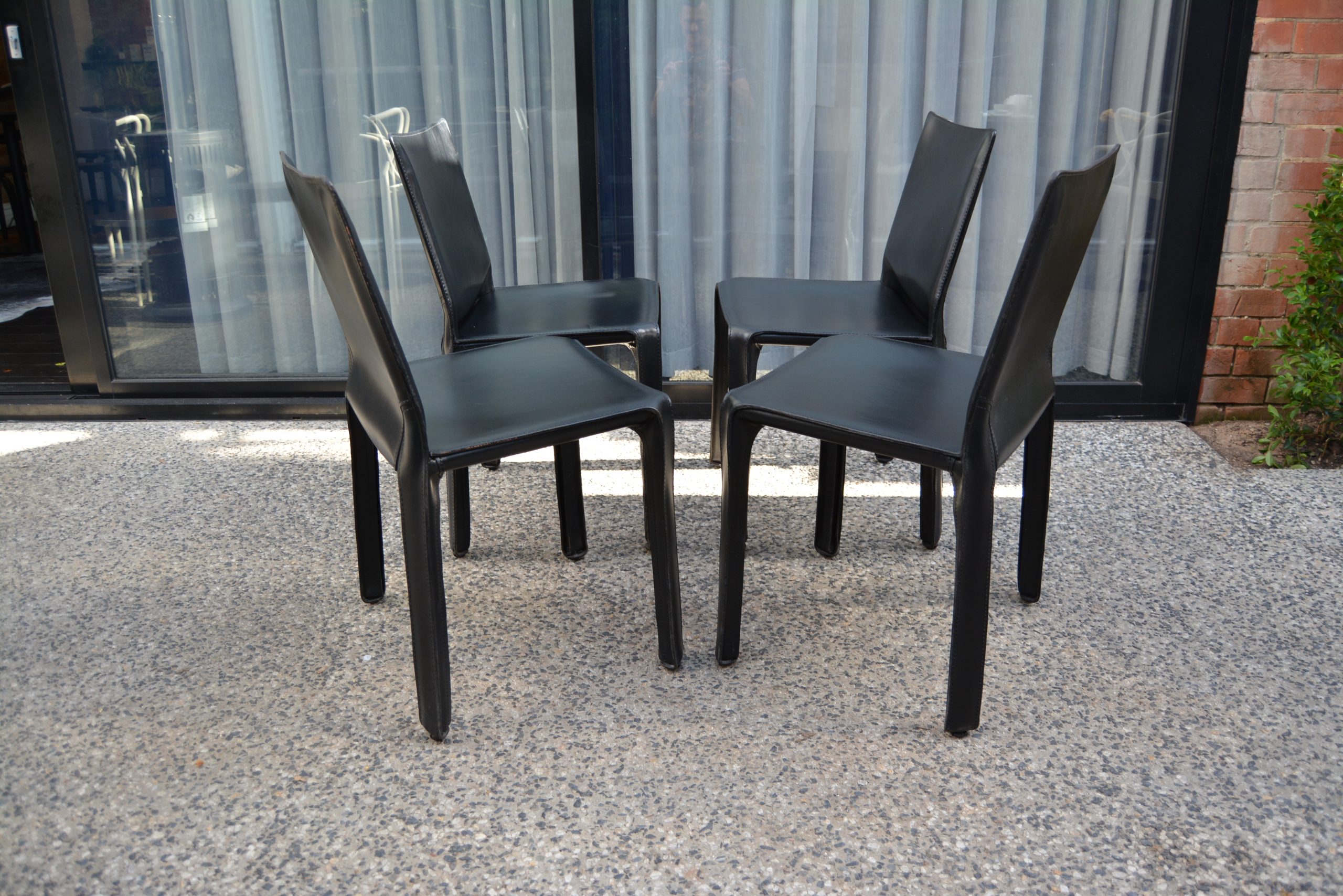 black-cassina-cab-chairs-leather-412-vintage-used-designer-dining-chairs-authentic-in-australia (9)