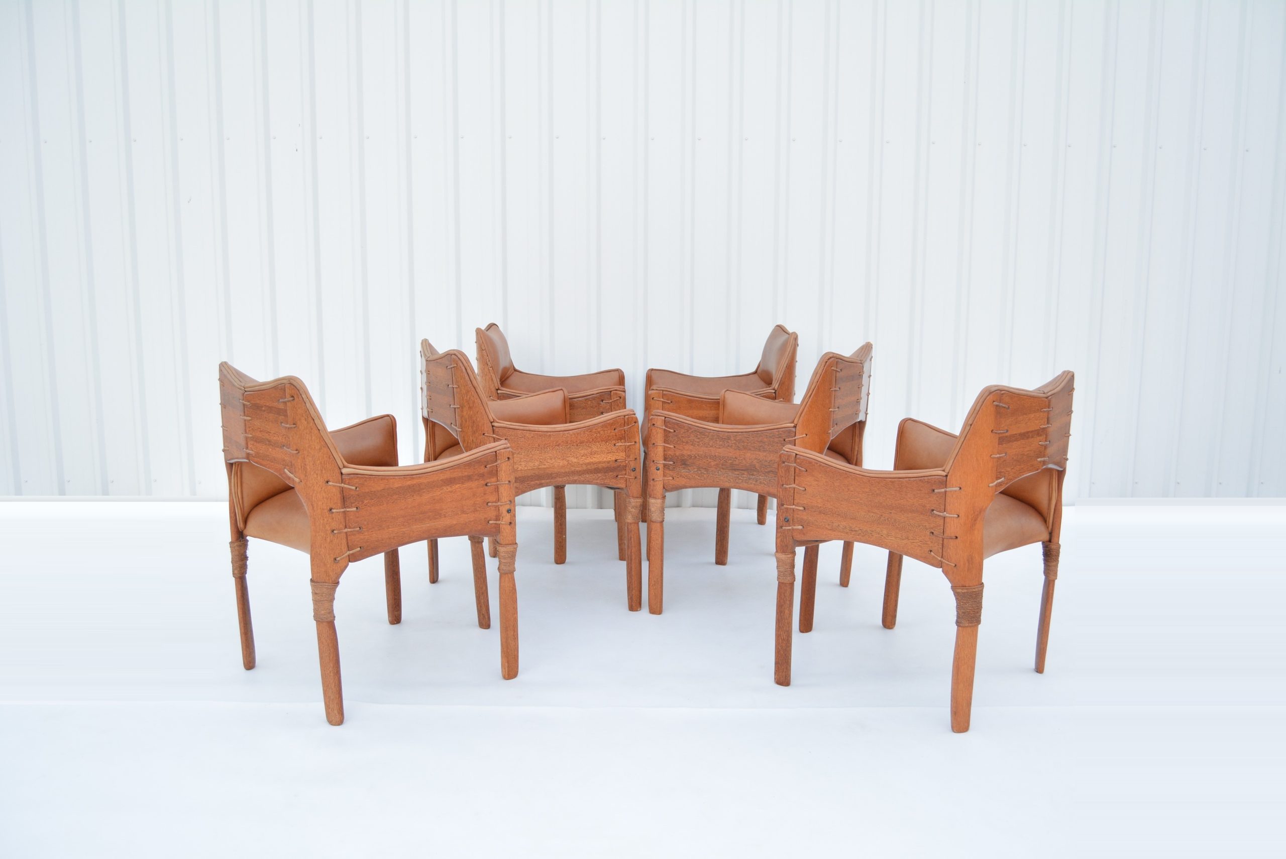 pacific-green-tuvalu-dining-chairs-table-suite-palmwood-fiji-b-b-italia-era (6)