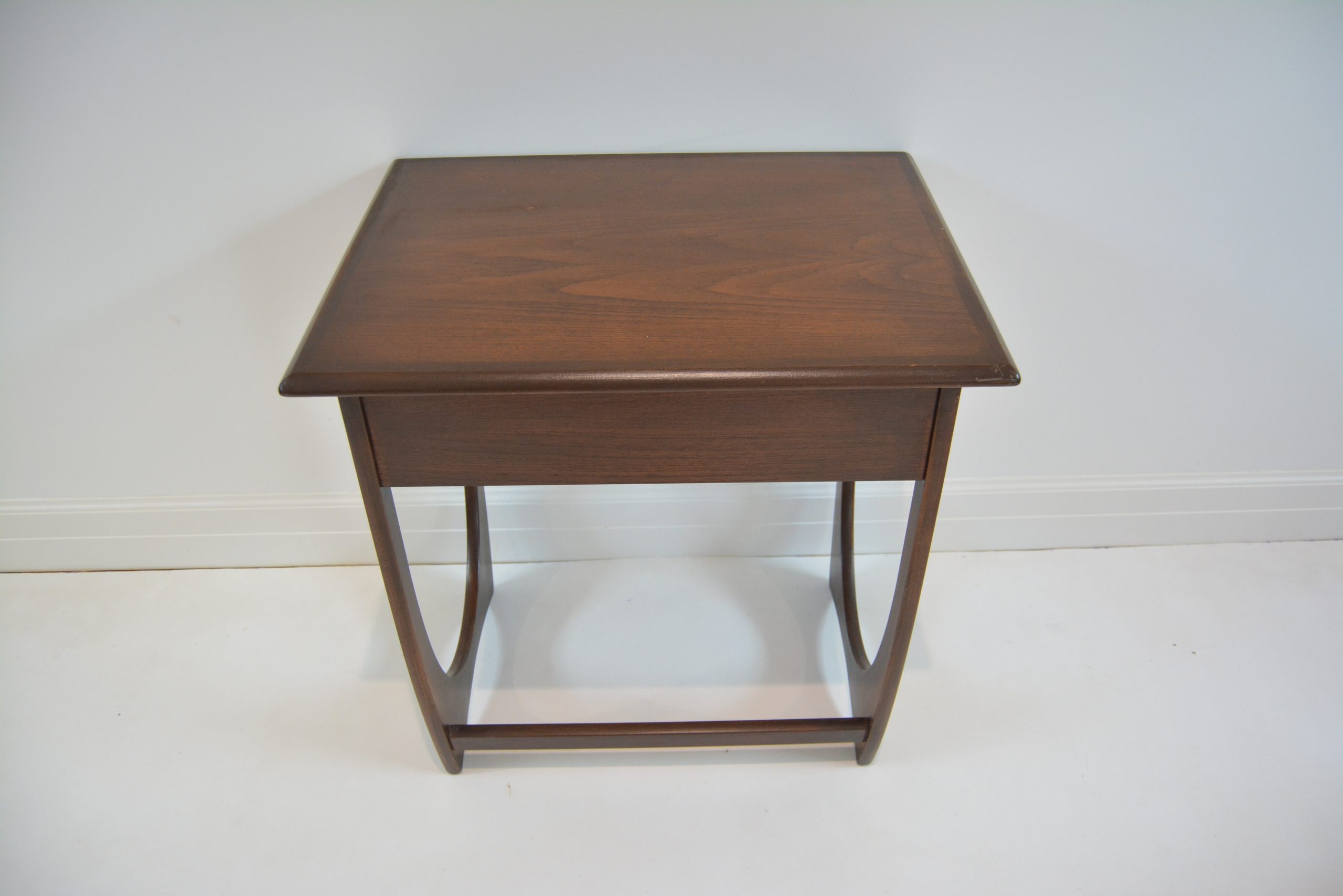 kalmar-1960's-vintage-dressing-table-perfect-as-laptop-computer-desk-writing-g-plan-danish-parker-style (4)