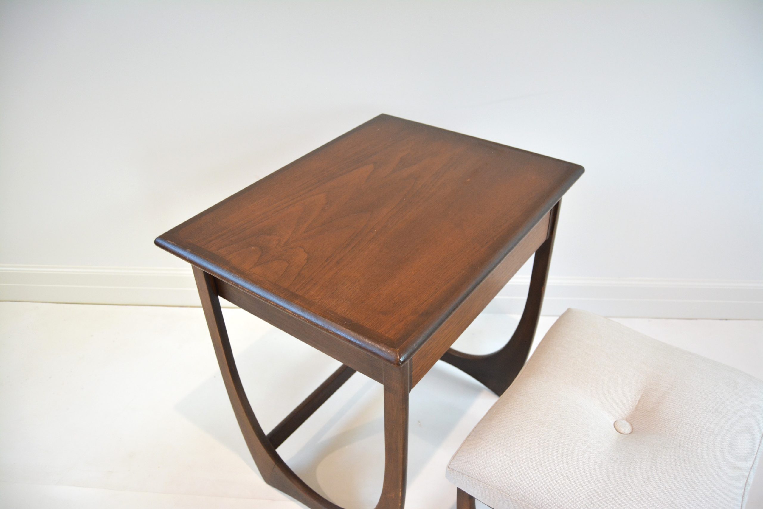 kalmar-1960's-vintage-dressing-table-perfect-as-laptop-computer-desk-writing-g-plan-danish-parker-style (9)