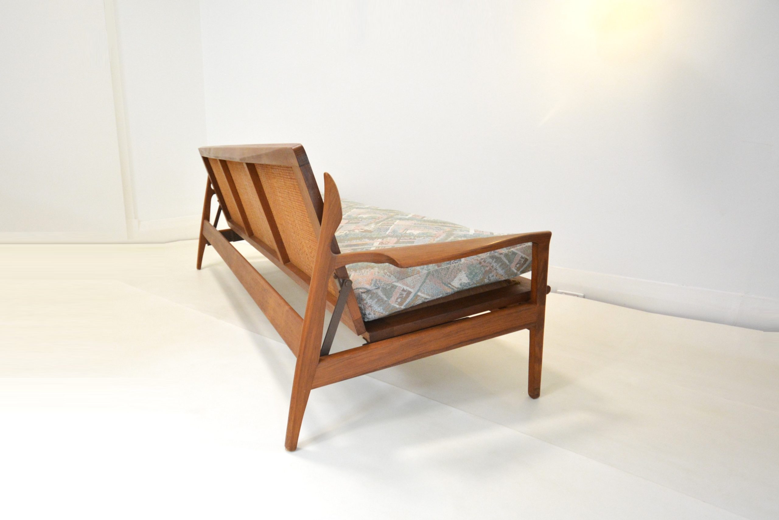 fler-narvik-day-night-sofa-pair-chairs-armchairs-parker-danish-era (1)