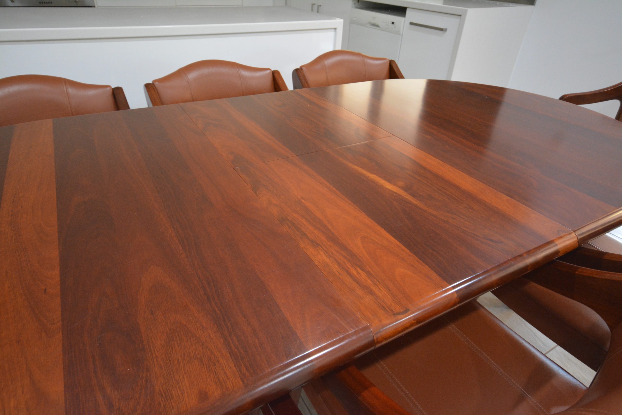 artica-dining-suite-vintage-chairs-extension-table-jarrah-howe-leather-top-quality-parker-mark-tuckey-era (22)