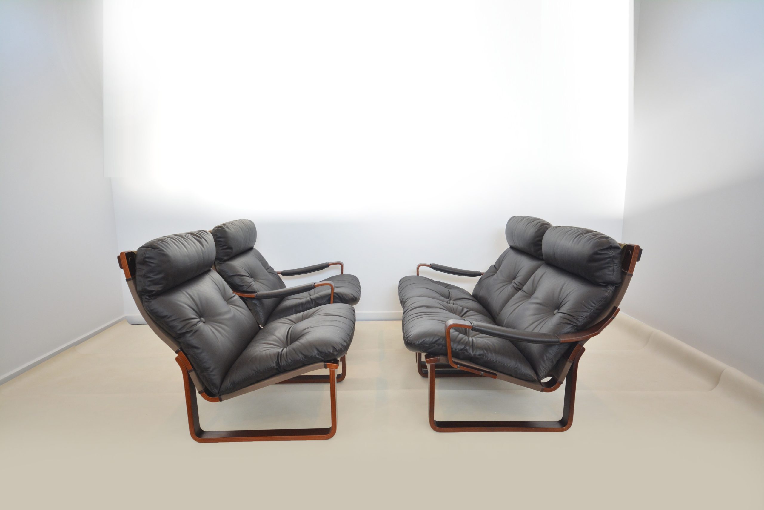 tessa-t8-leather-lounge-suite-sofa-chairs-parker-danish-era (2.1)