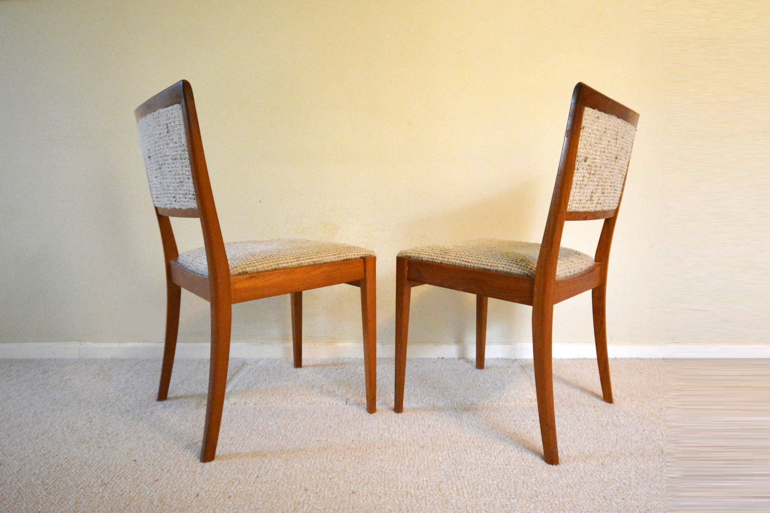 1-parker-extension-dining-suite-with-table-10-wool-chairs-danish-style (5)