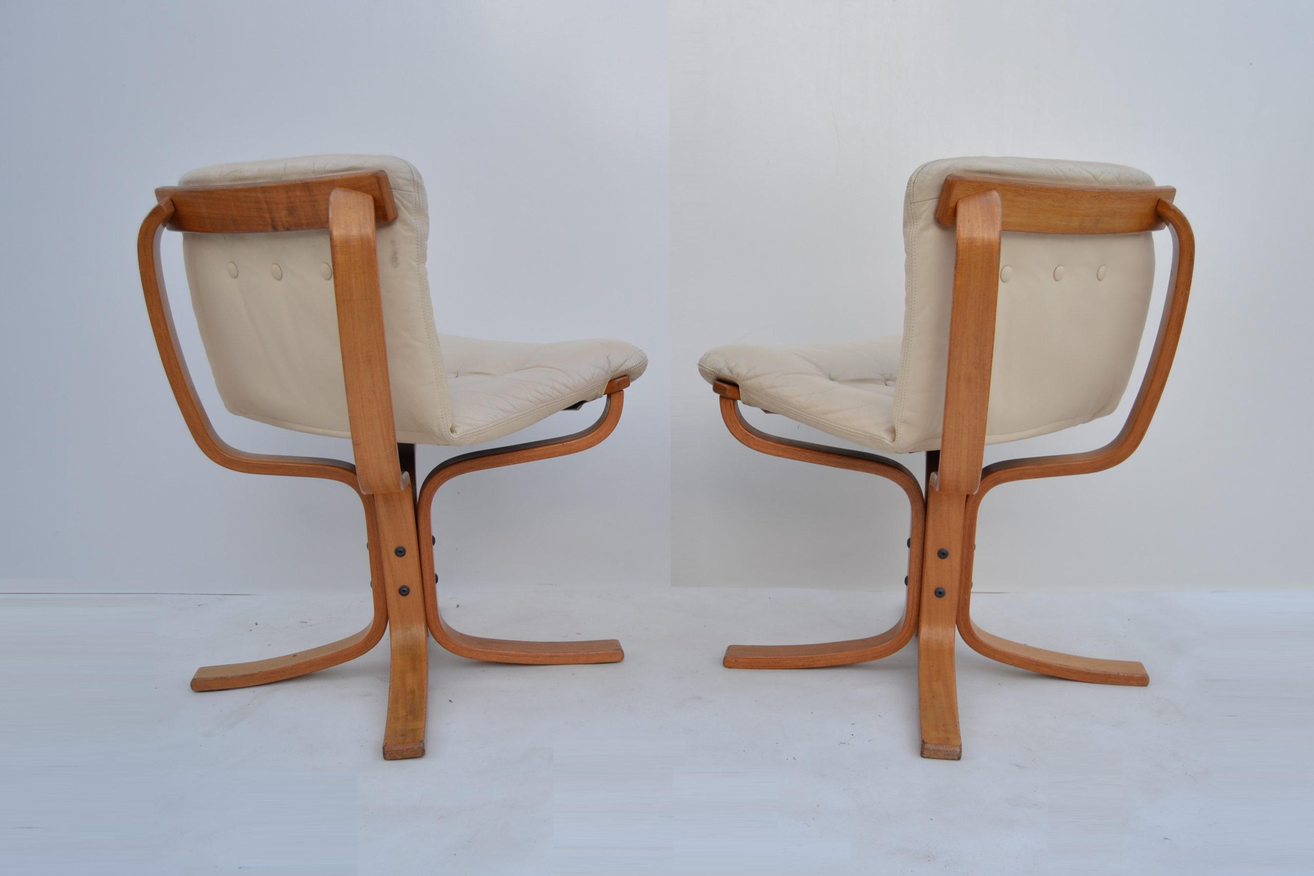 australian-furniture-joe-rufenacht-dining-chairs-leather-vintage-retro-chair-danish-norwegian-era (4.1)