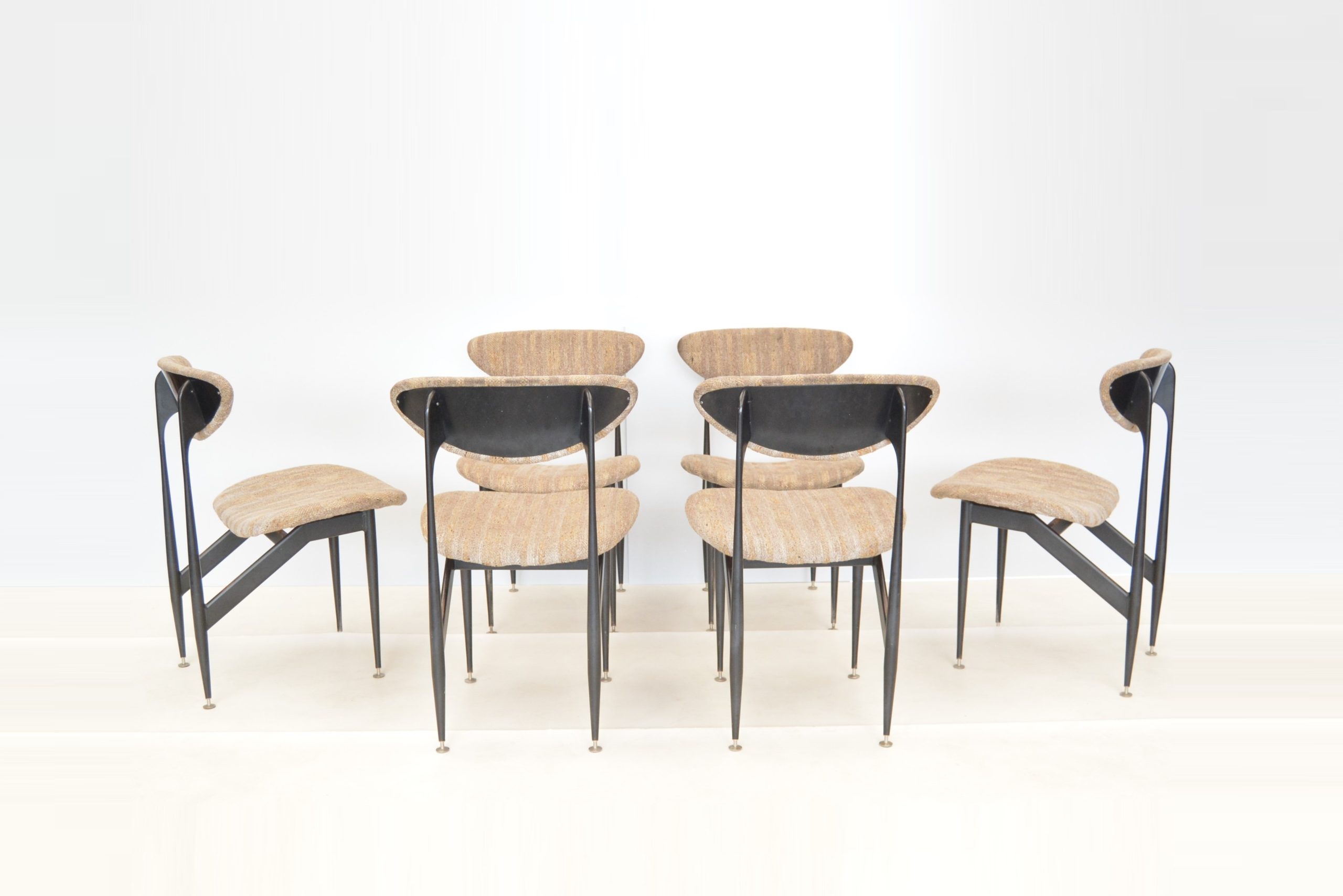 black-featherston-scape-dining-suite-chairs-table-vintage-1950's-designer-furniture-parker-era (10)