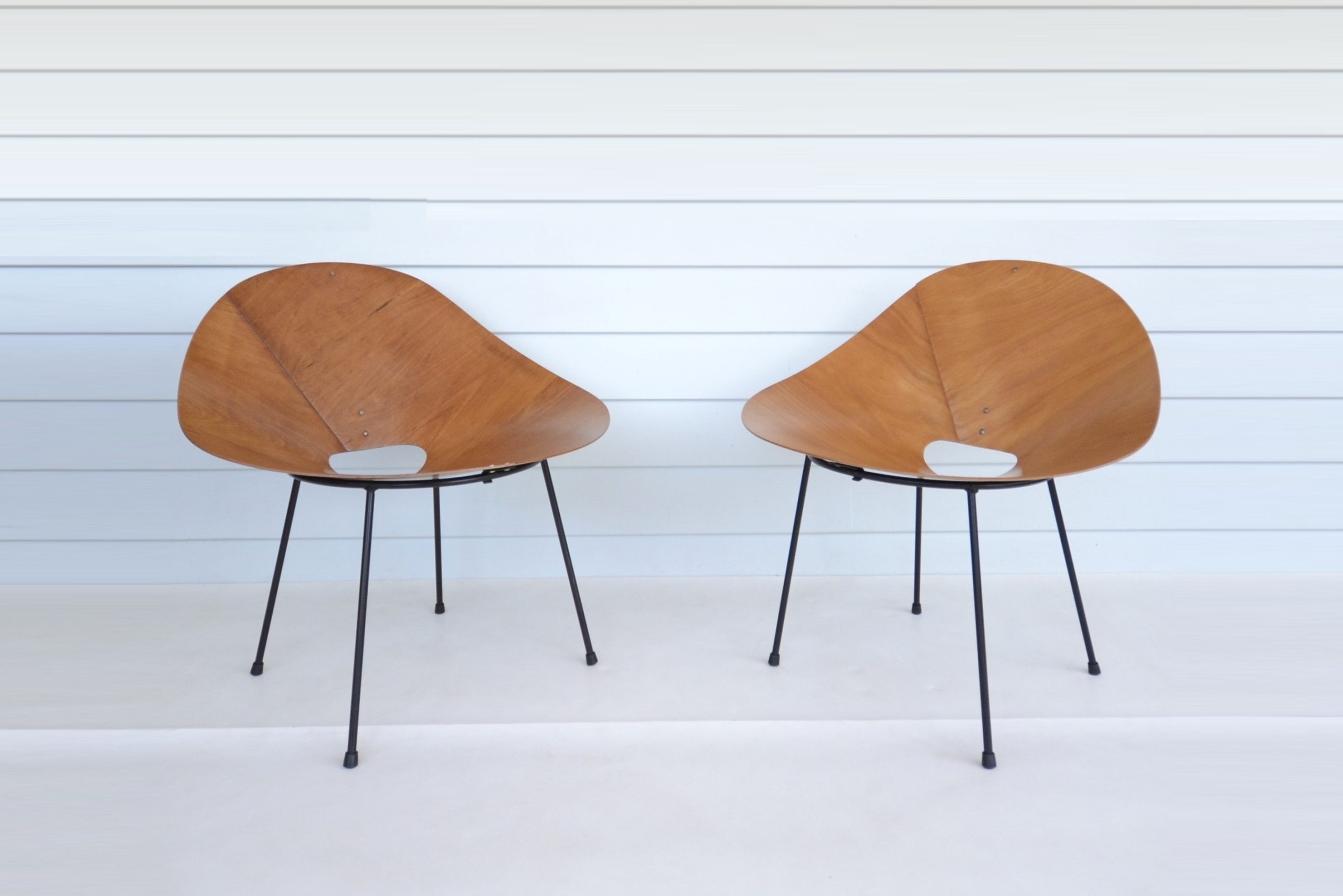 pair-roger-mclay-kone-cone-chairs-vintage-retro-australian-designer-chair-fler-b-b-itali - Copy
